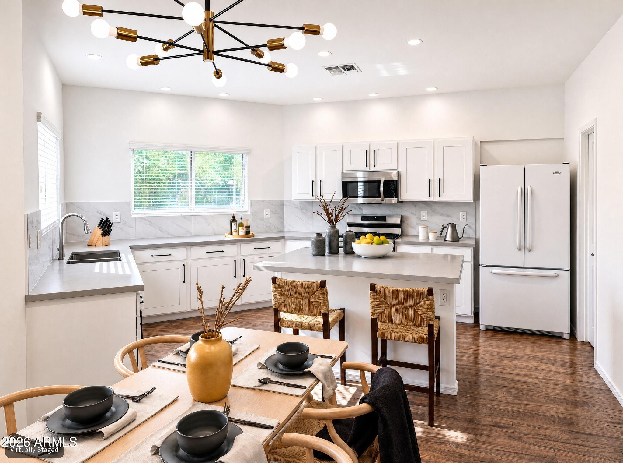 4041 E TETHER Trail