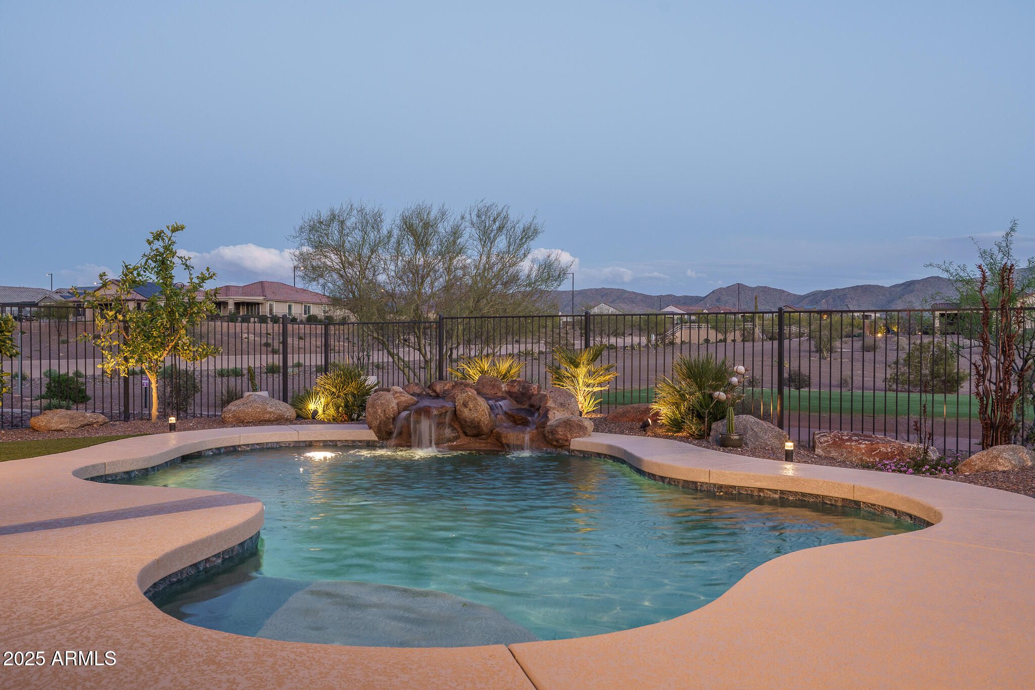 26673 W PONDEROSA Lane