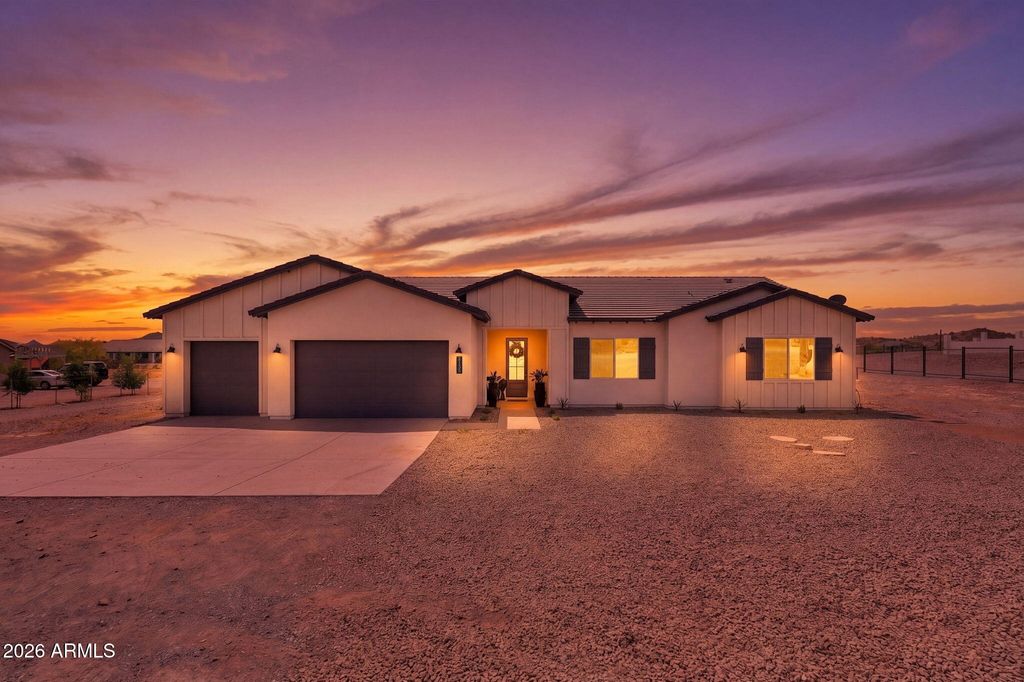 Photo of 2135 W Josiah Trail, San Tan Valley, AZ 85144 (MLS # 7012760)