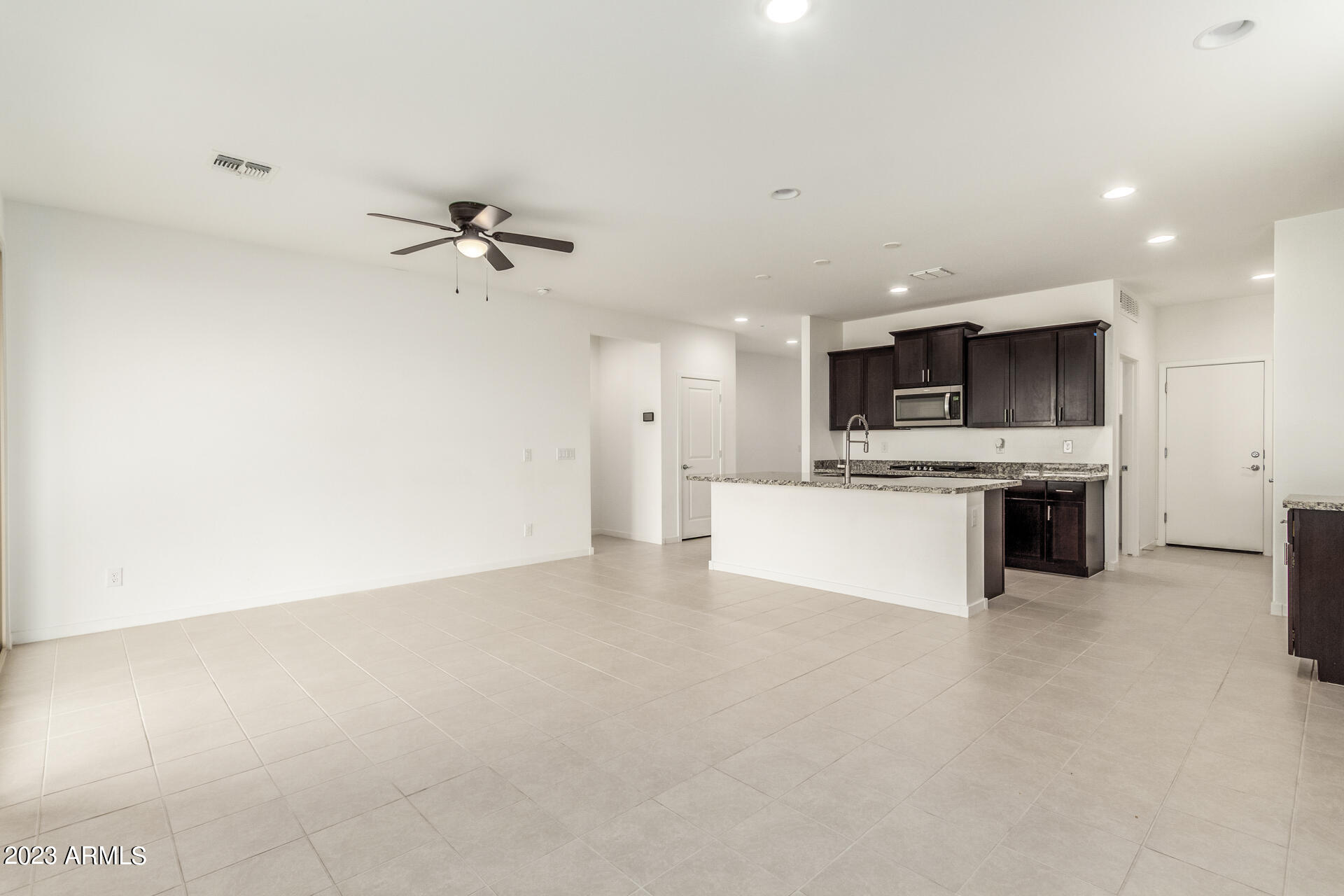 18012 W PIERSON Street