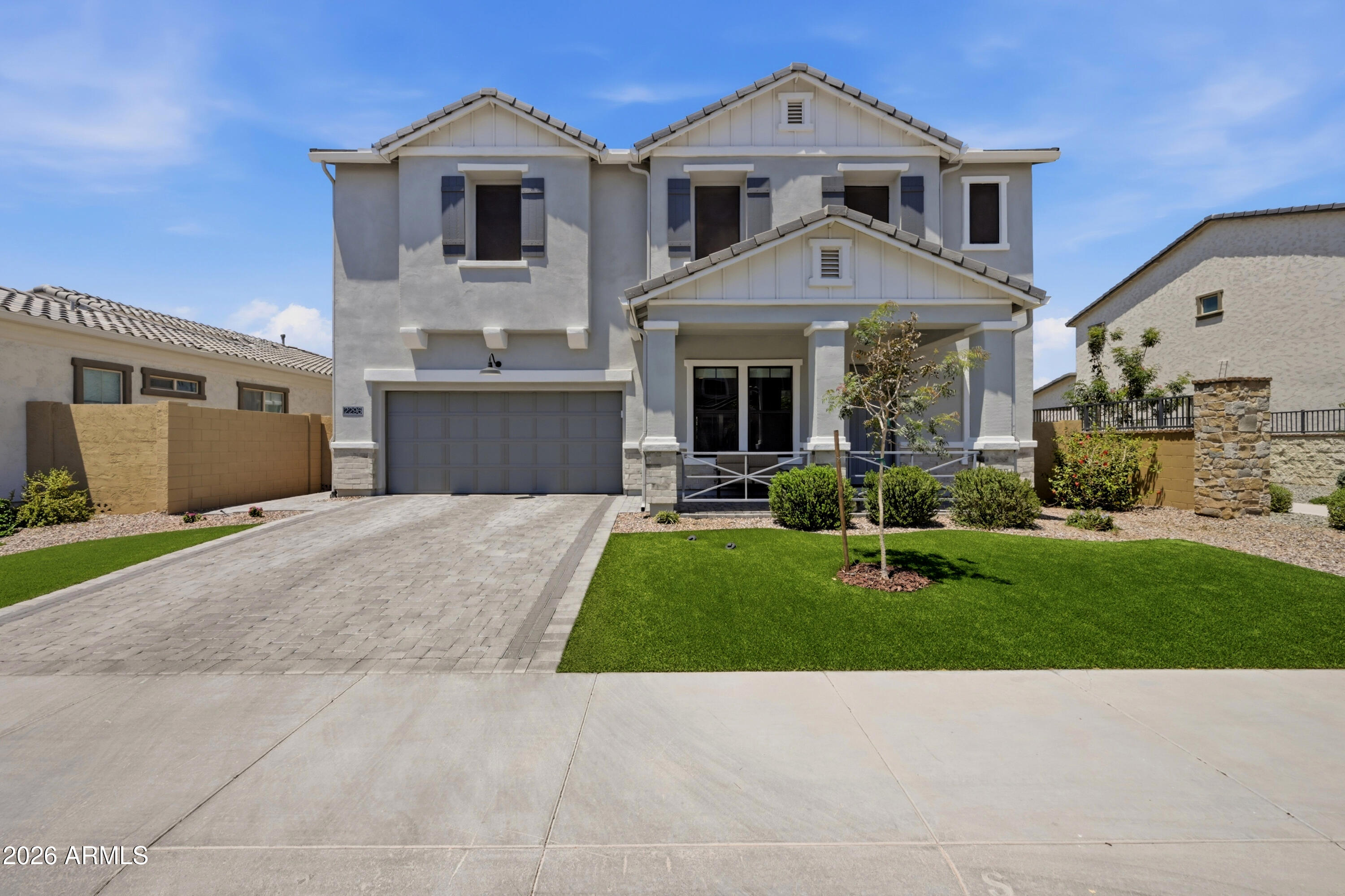 2296 E CANARY Drive