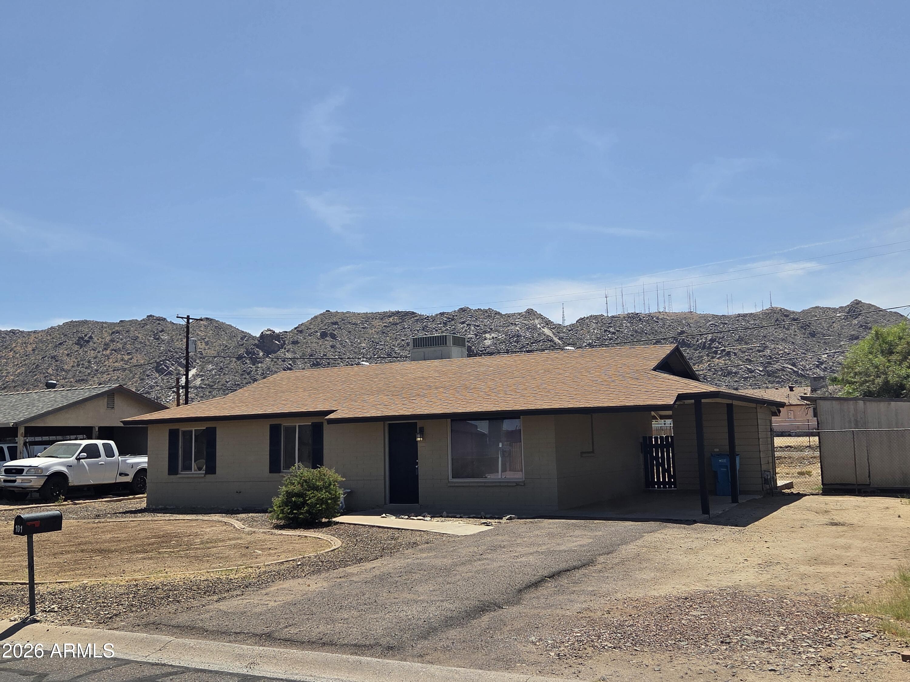 101 E Monte Way