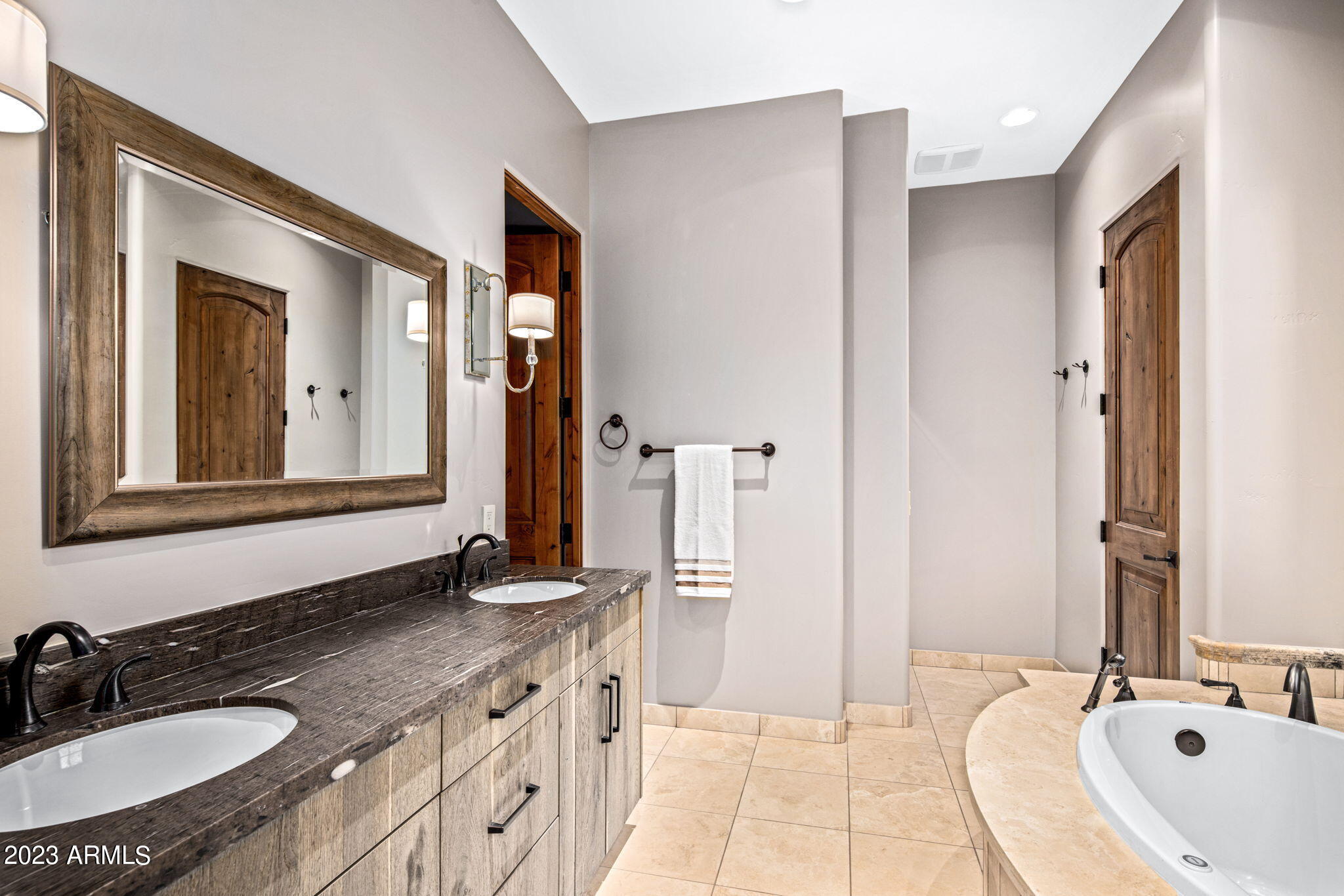 Mirabel Club - Residential
