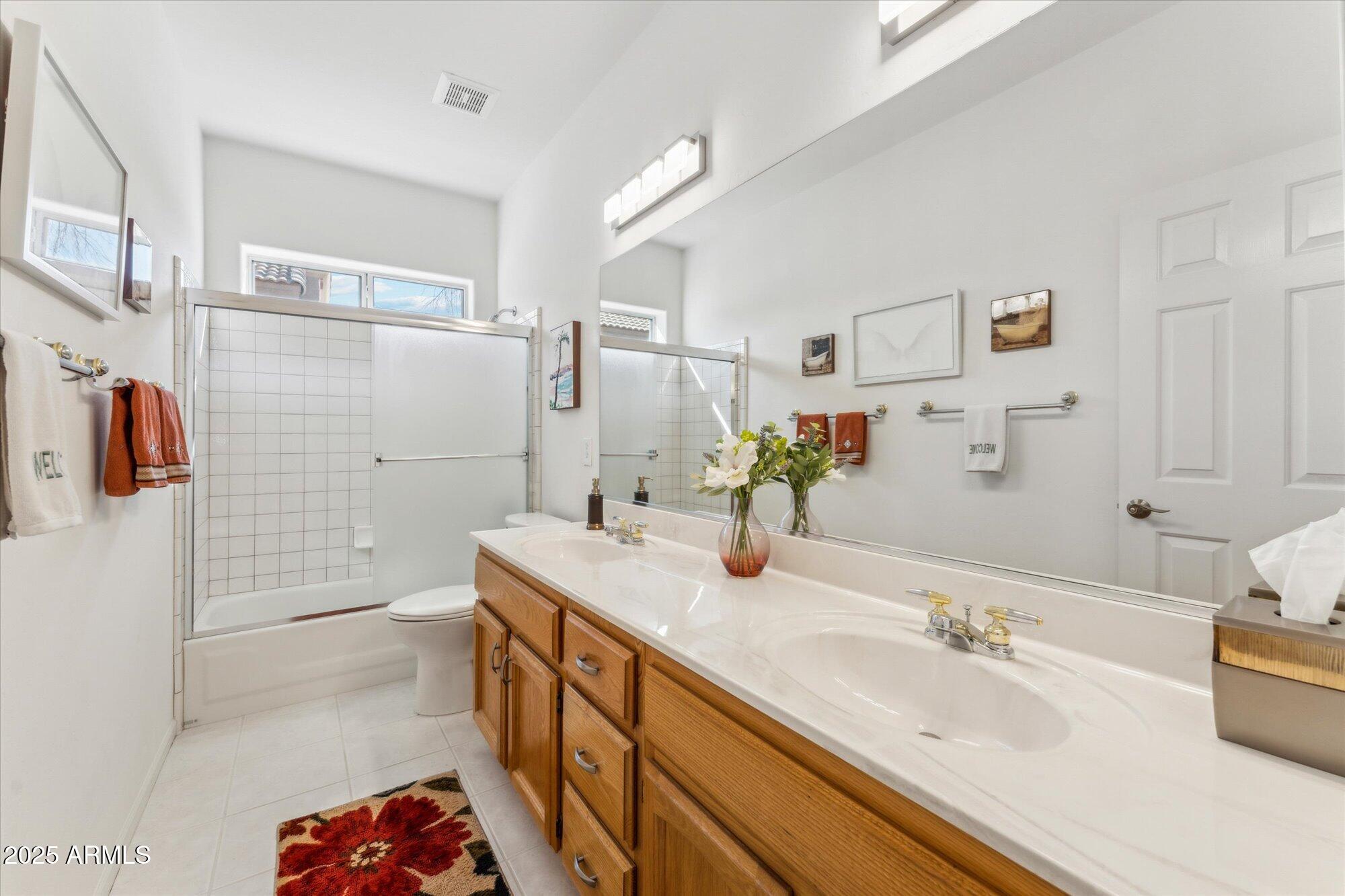 Cave Creek, Arizona 85331, United States, 2 Bedrooms Bedrooms, ,2 BathroomsBathrooms,Residential,Active,99138