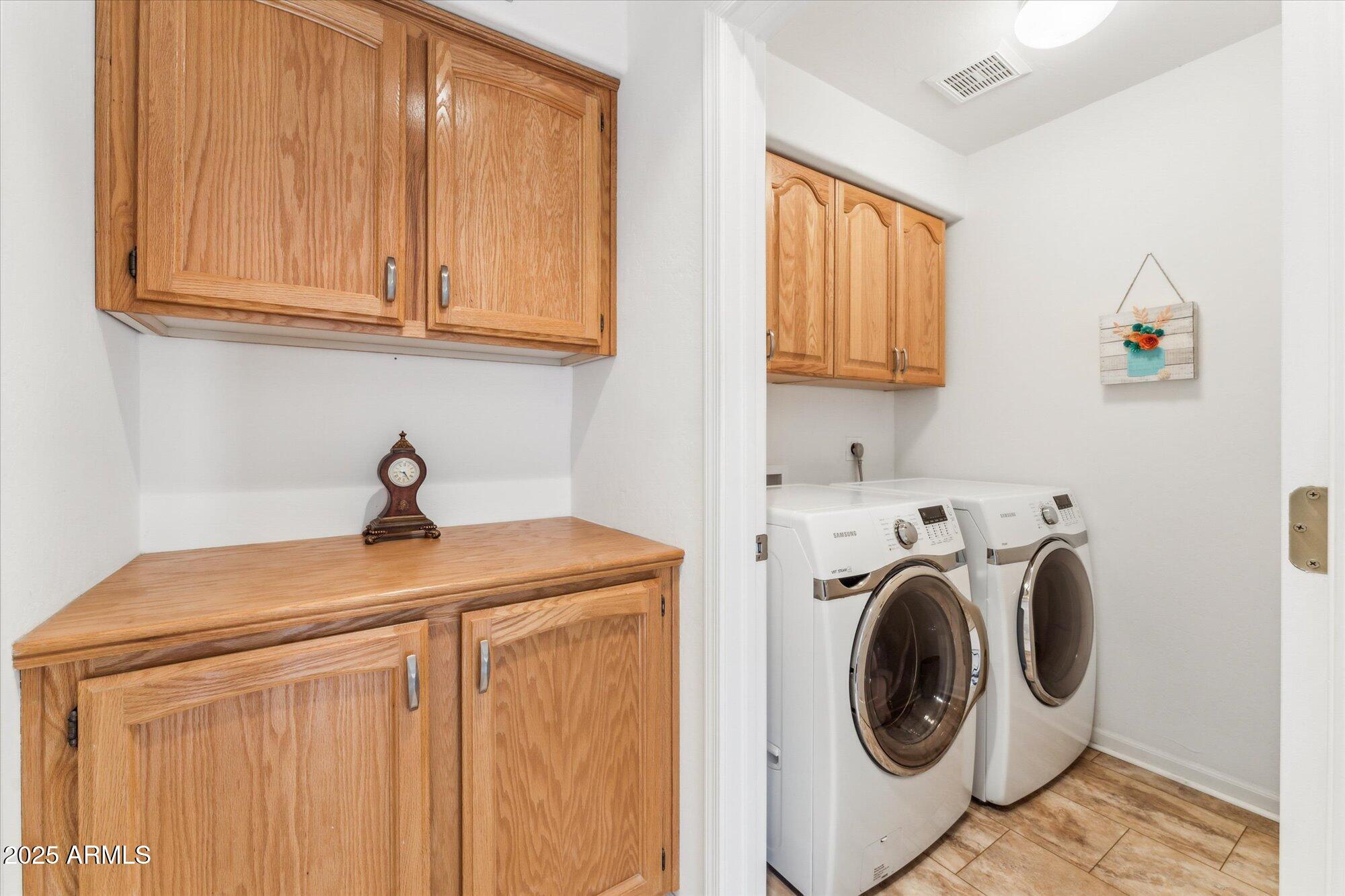 Cave Creek, Arizona 85331, United States, 2 Bedrooms Bedrooms, ,2 BathroomsBathrooms,Residential,Active,99138