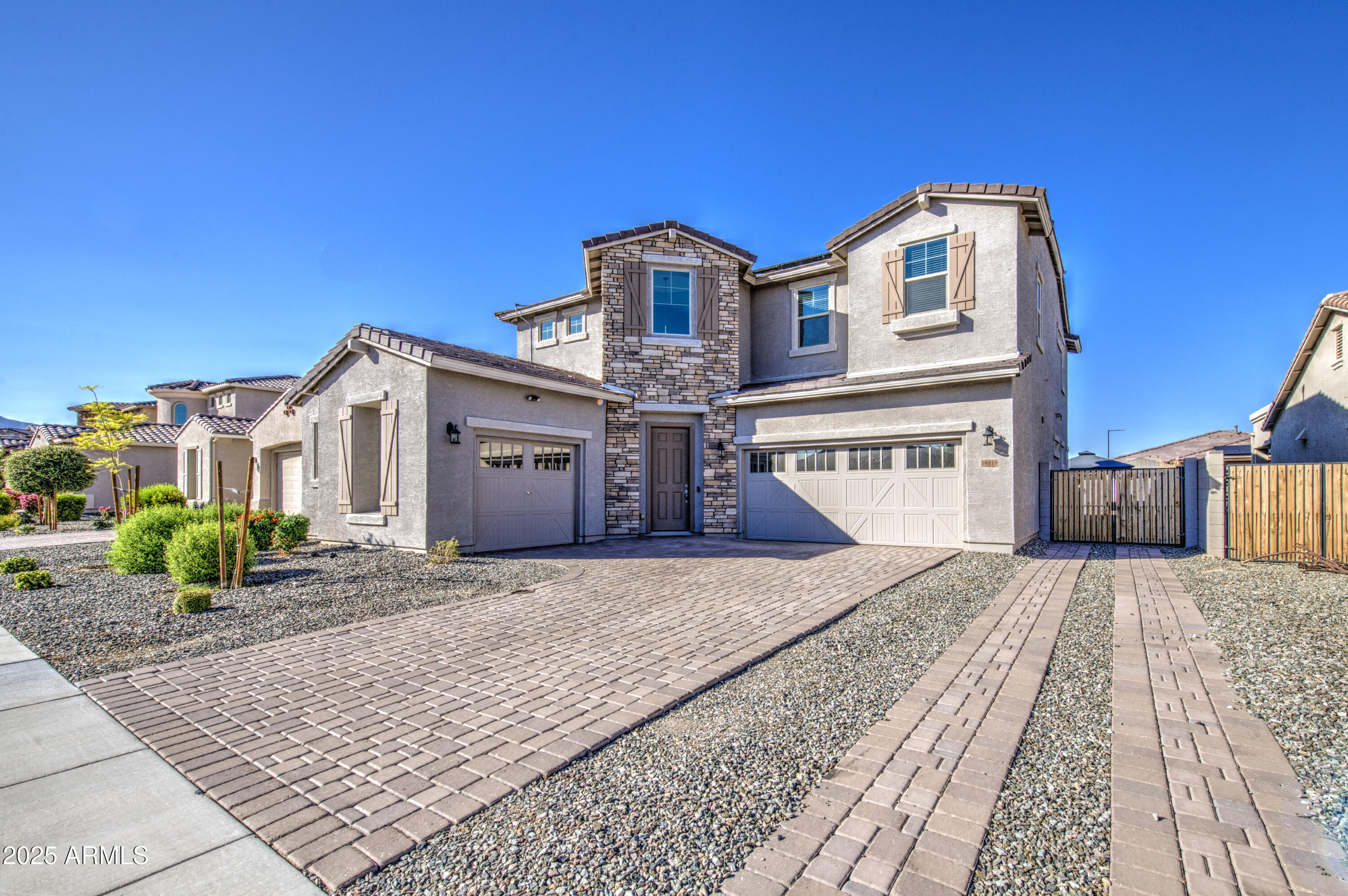 19016 W RANCHO Drive