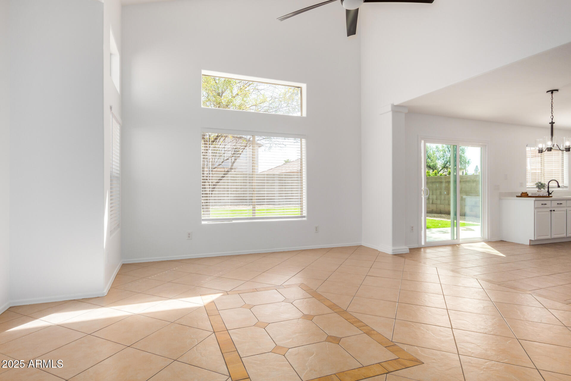 5313 W Jessica Ln Lane