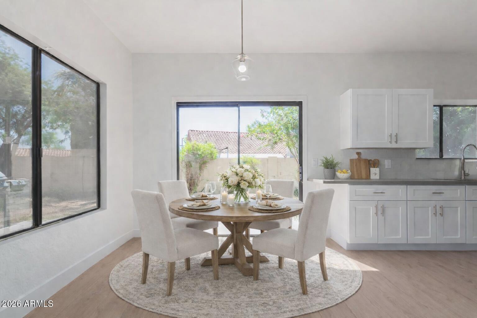 4437 E BLUEFIELD Avenue