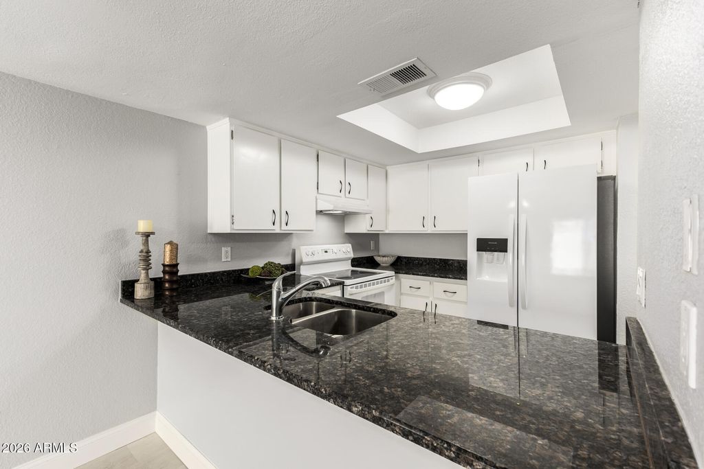 Photo of 122 S Hardy Drive #40, Tempe, AZ 85281 (MLS # 7004099)
