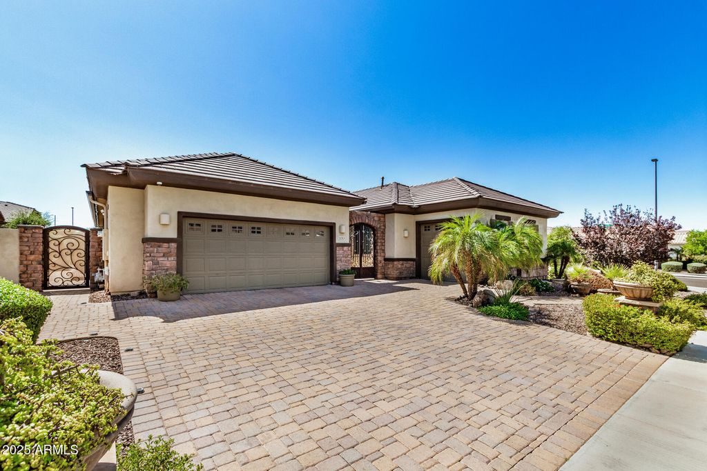 Photo of 1153 E Holbrook Street, Gilbert, AZ 85298 (MLS # 6924714)