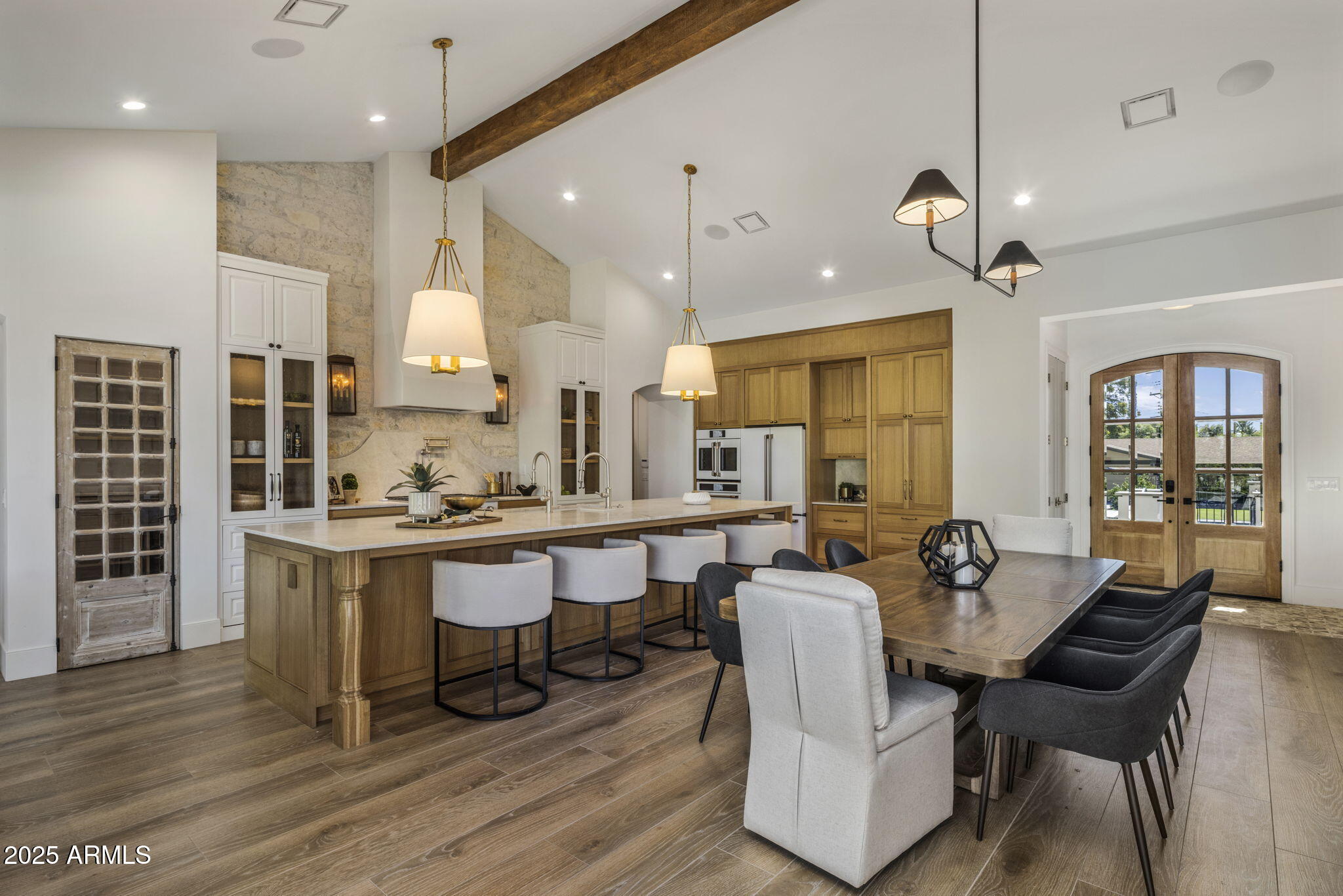 GROVEMONT 3 - Residential