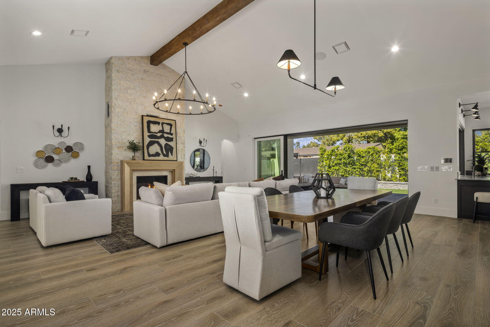 2108 E SOLANO Drive
