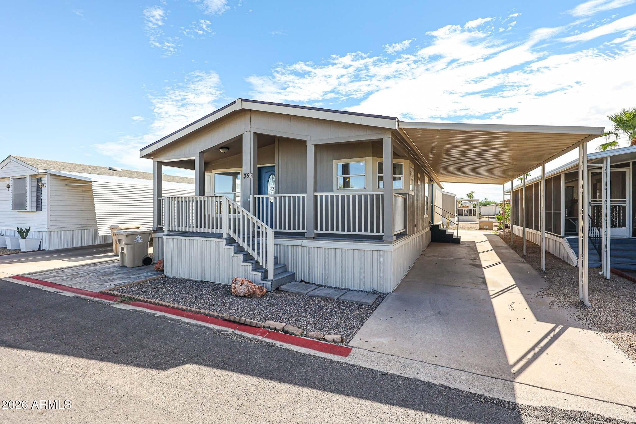 2650 W UNION HILLS Drive 365