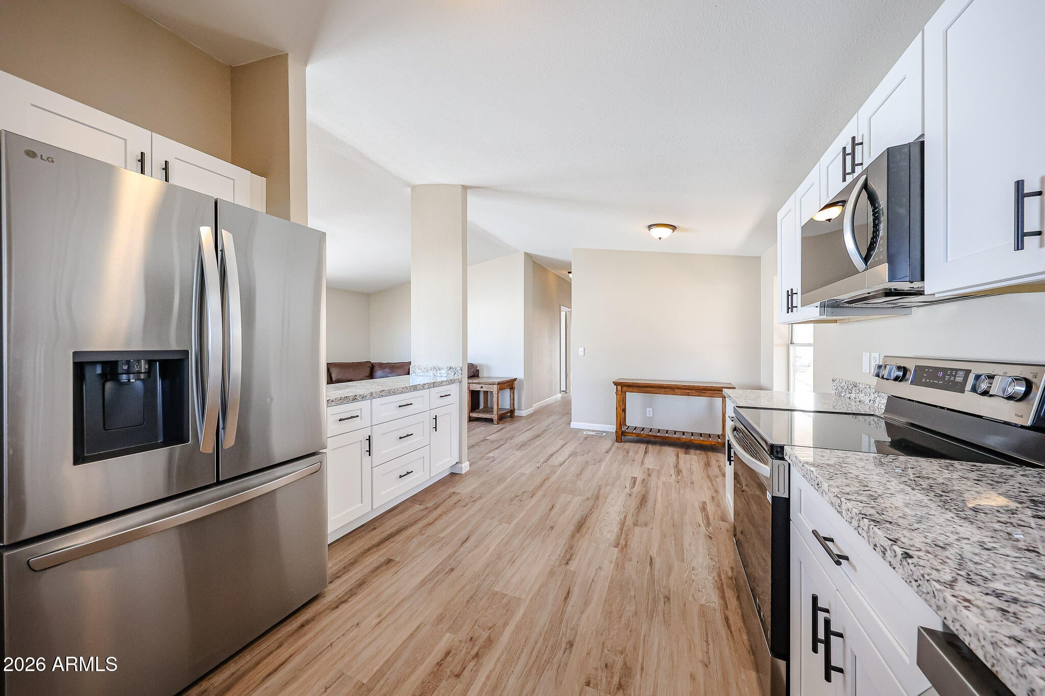 2650 W UNION HILLS Drive 365