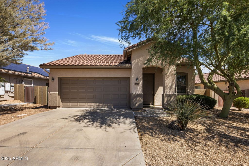 Photo of 39809 N Messner Way, Anthem, AZ 85086 (MLS # 6922400)