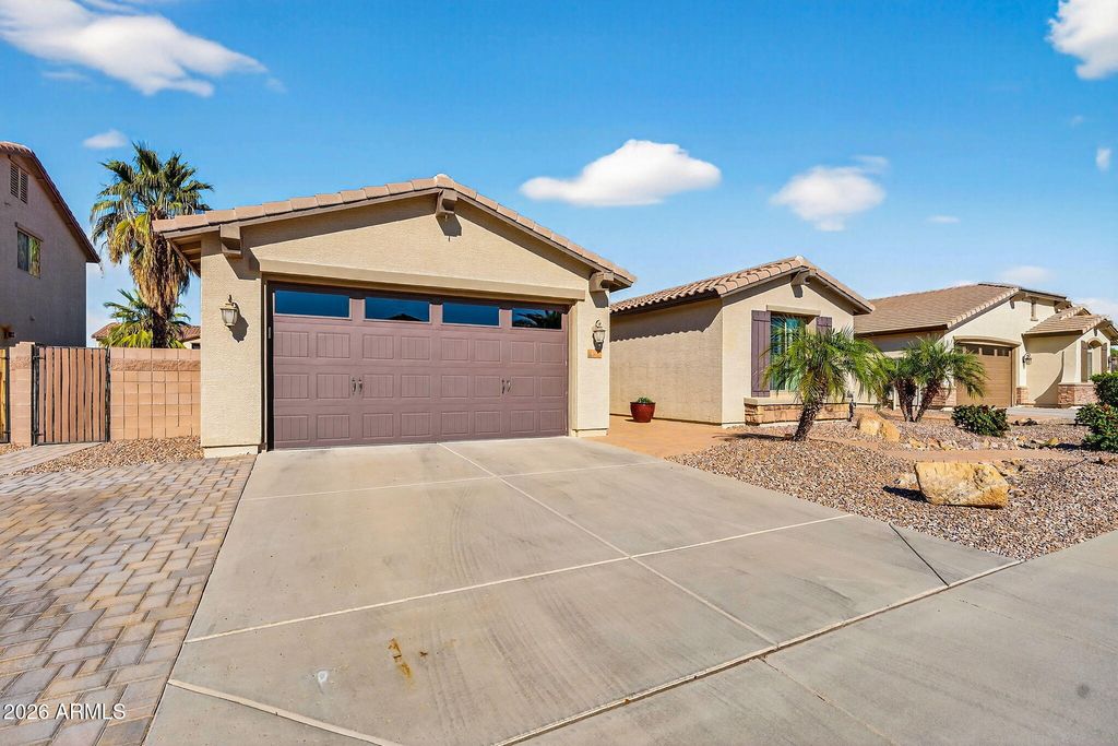 Photo of 612 W San Carlos Way, Chandler, AZ 85248 (MLS # 6976763)