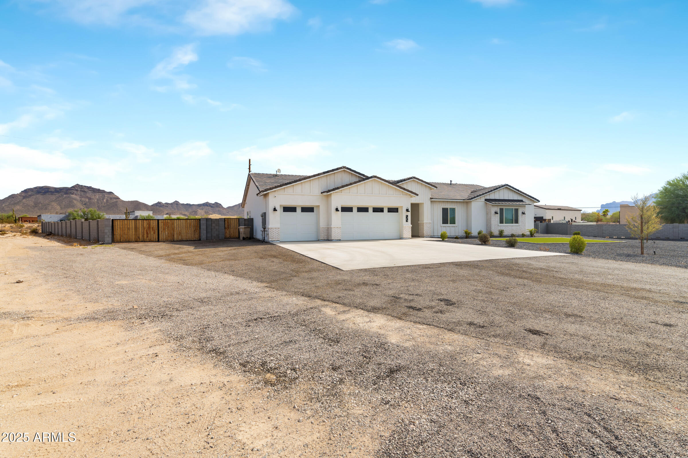 1329 N 106TH Place