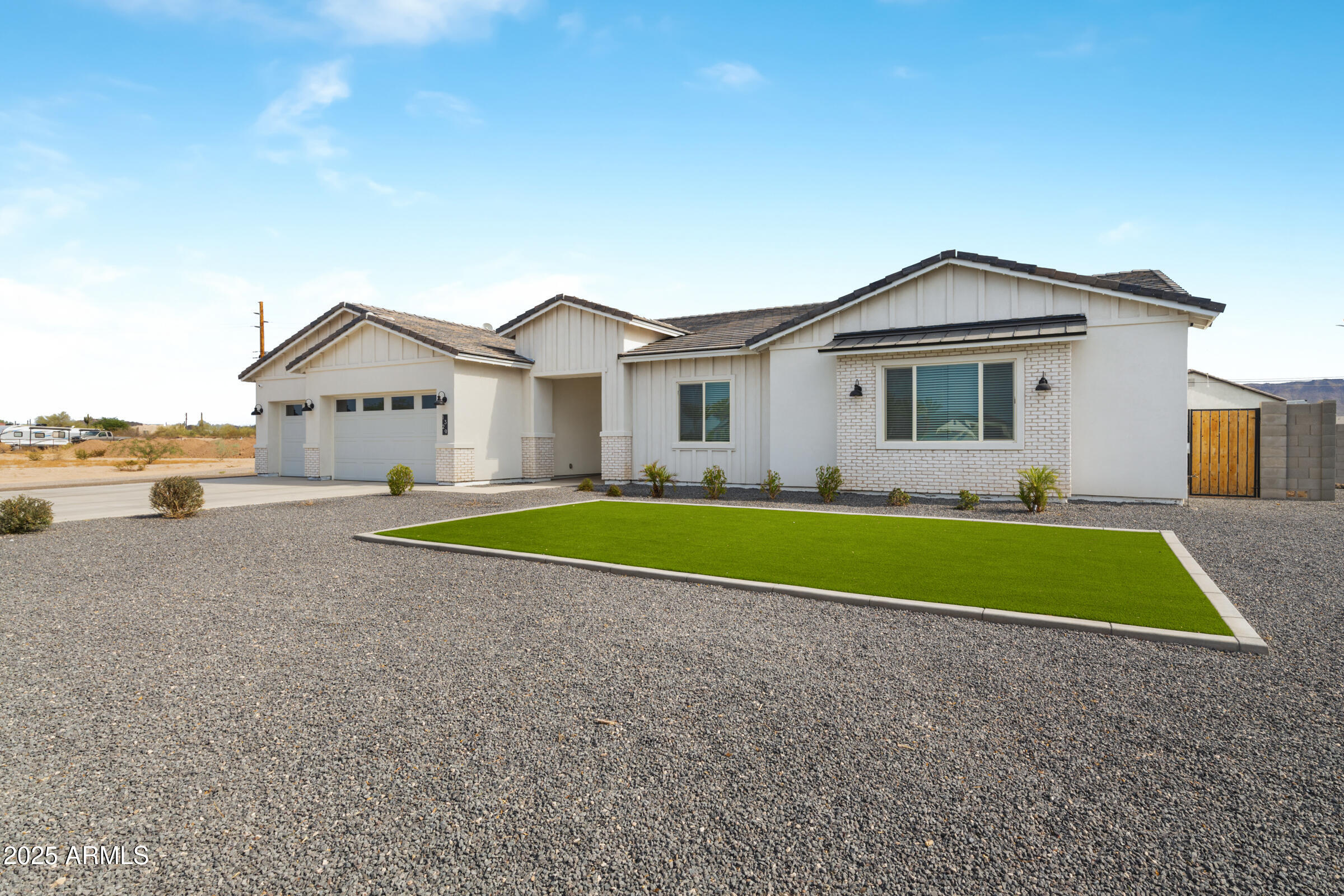 1329 N 106TH Place