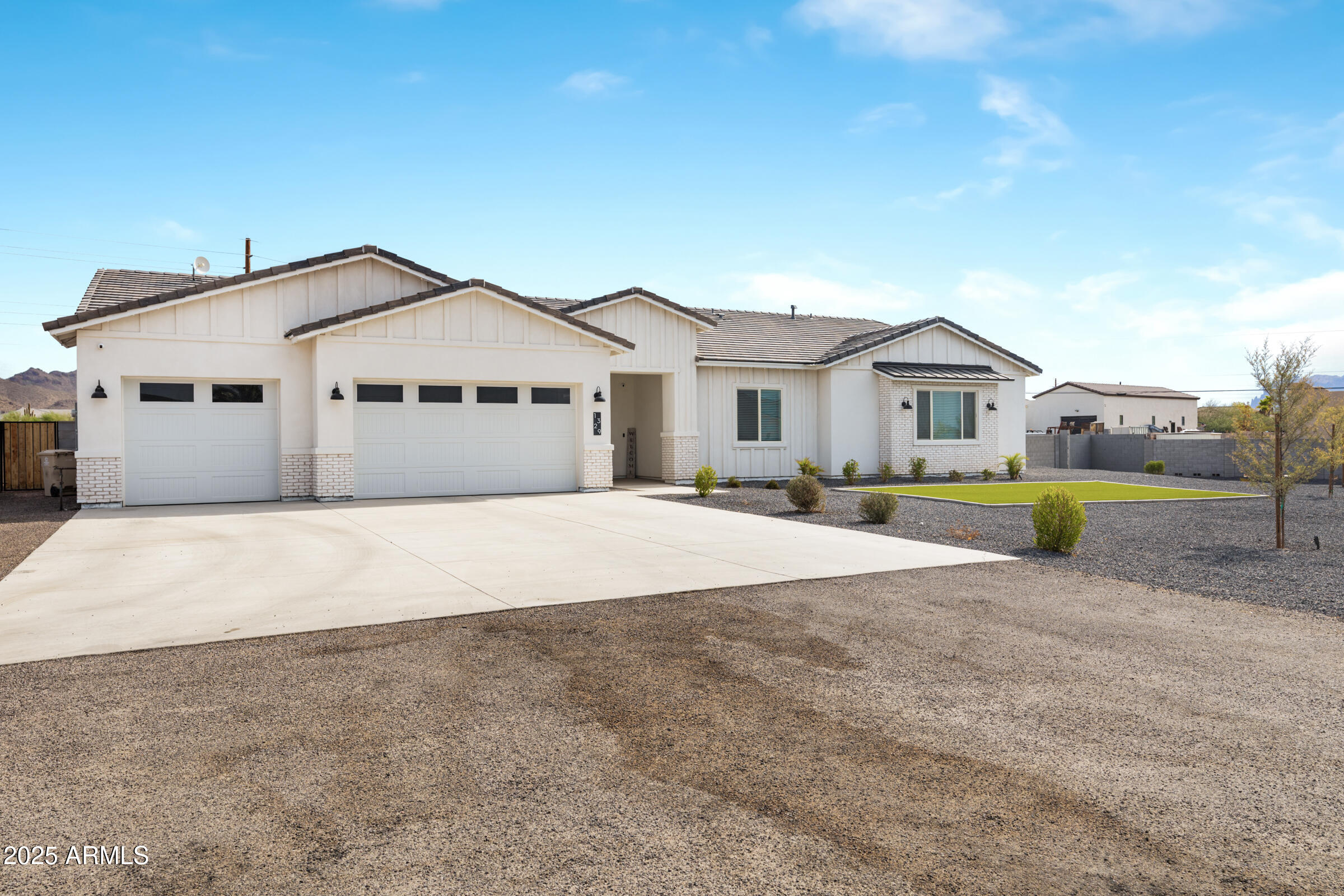 1329 N 106TH Place