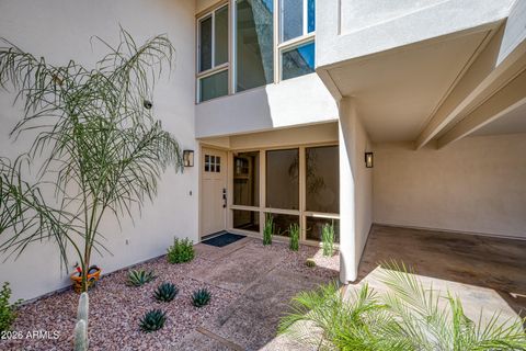 Photo of 5631 N 79th Street #2, Scottsdale, AZ 85250 (MLS # 7026460)