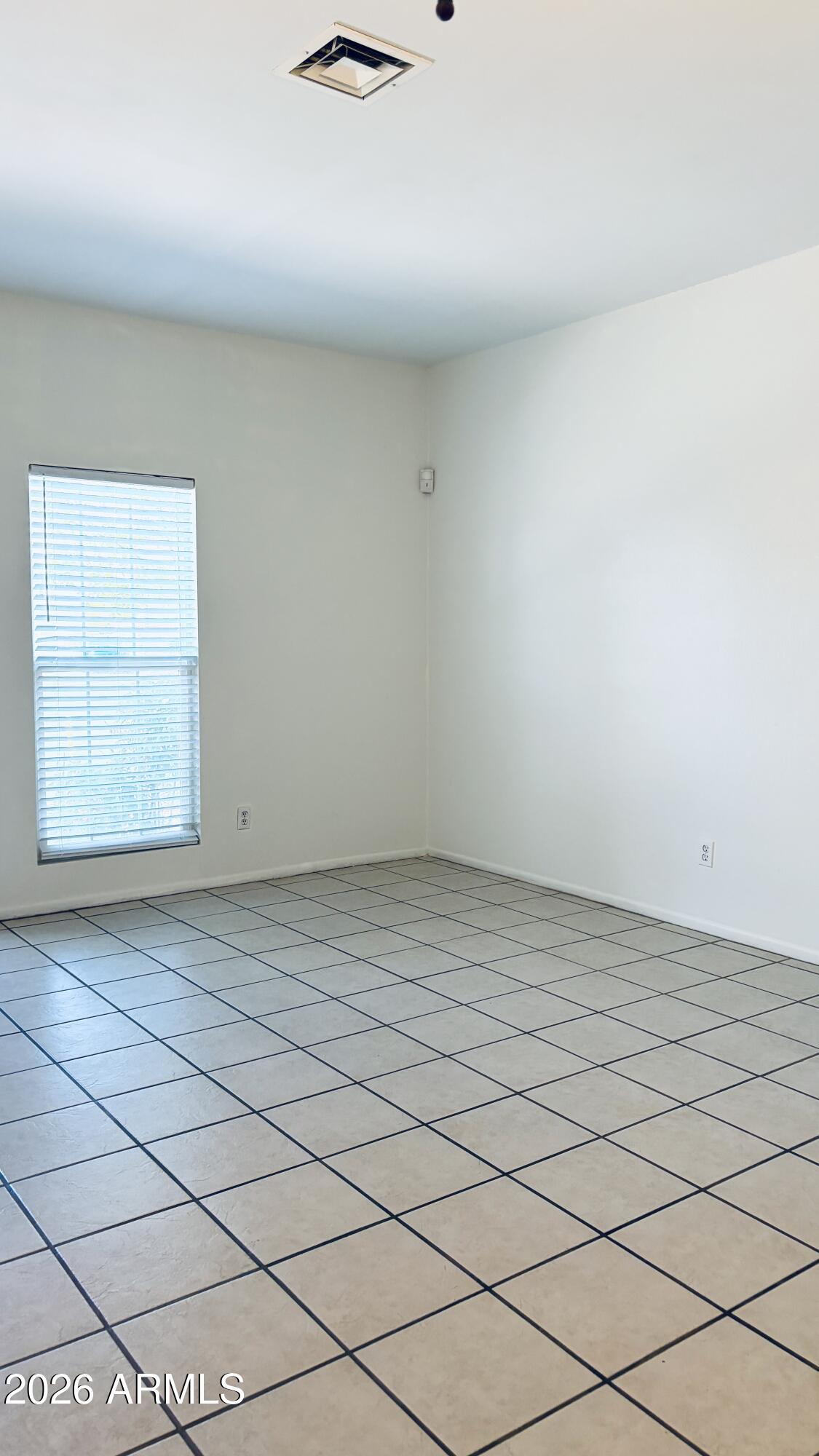 1601 N SABA Street 302