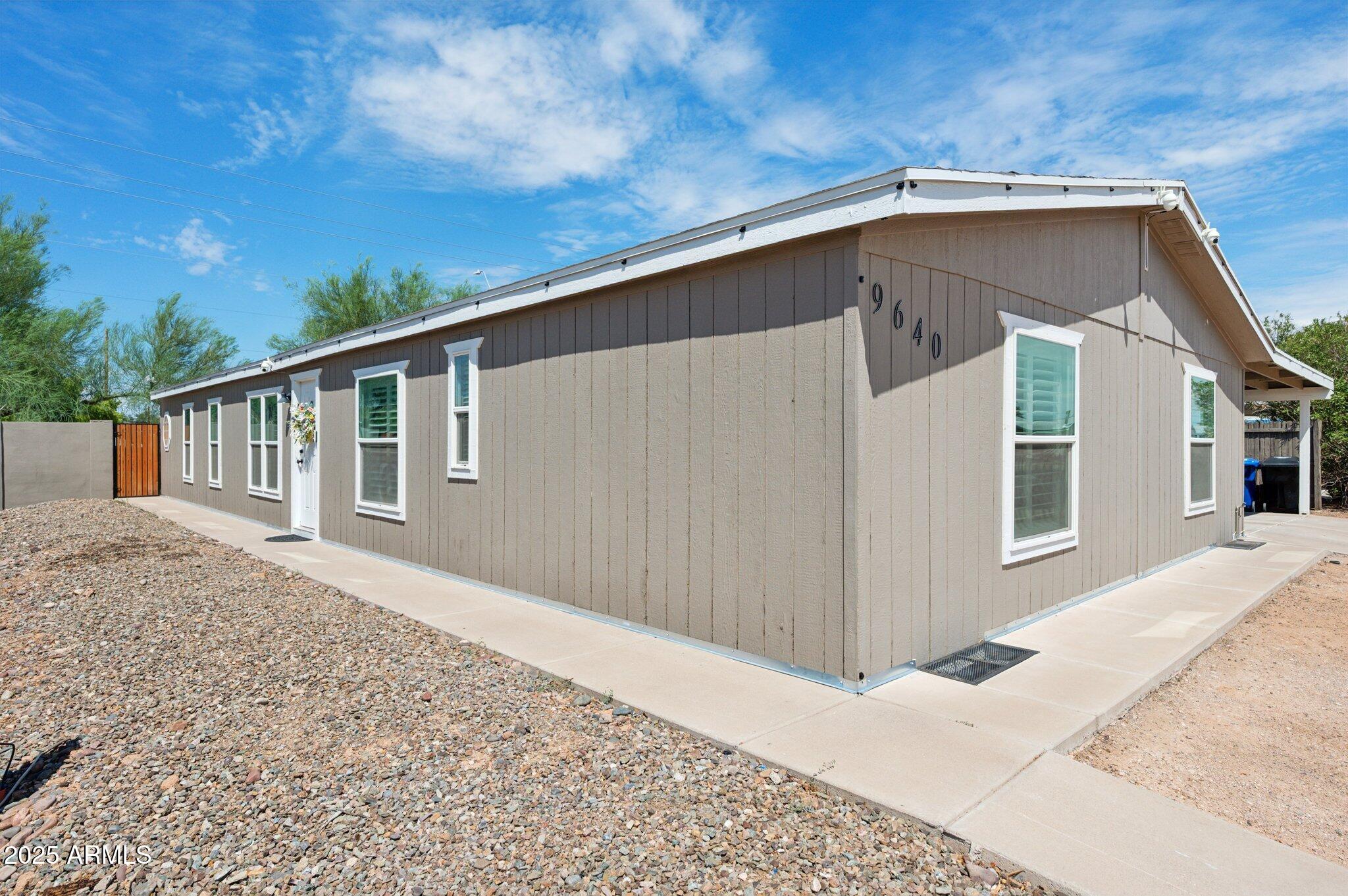 9640 E ESCONDIDO Avenue