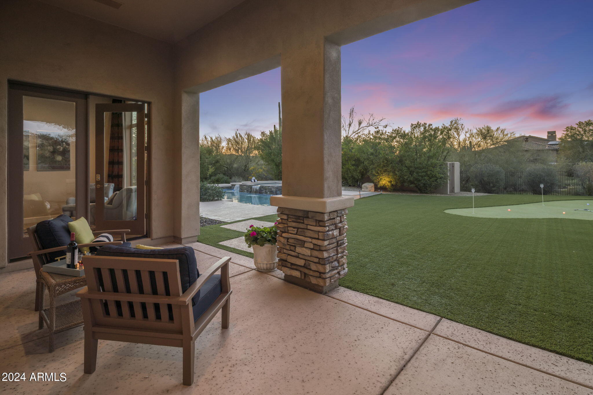 SAGUARO ESTATES - Residential
