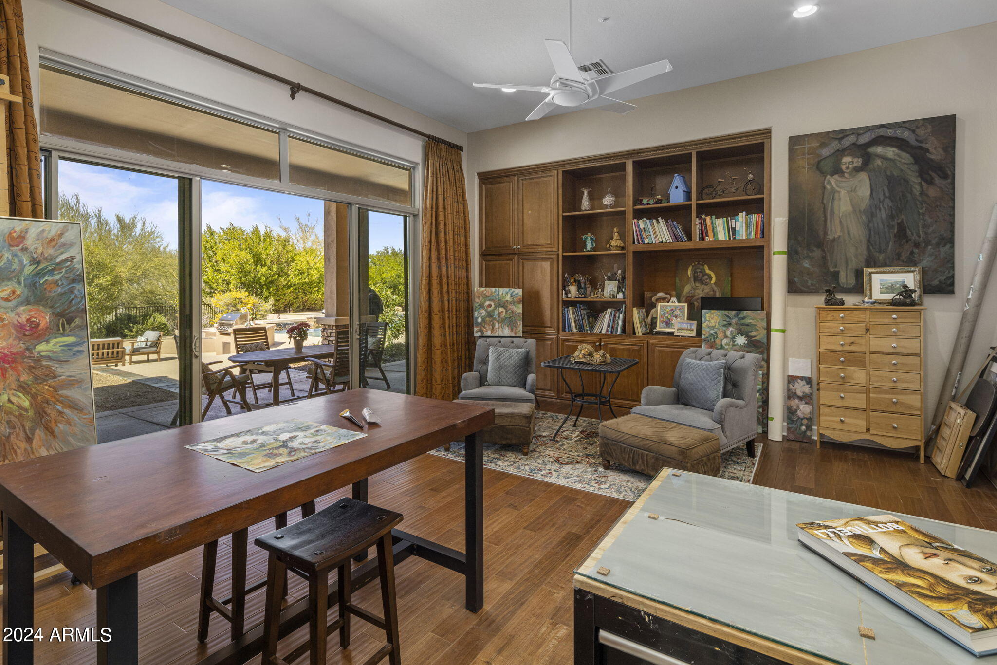 SAGUARO ESTATES - Residential