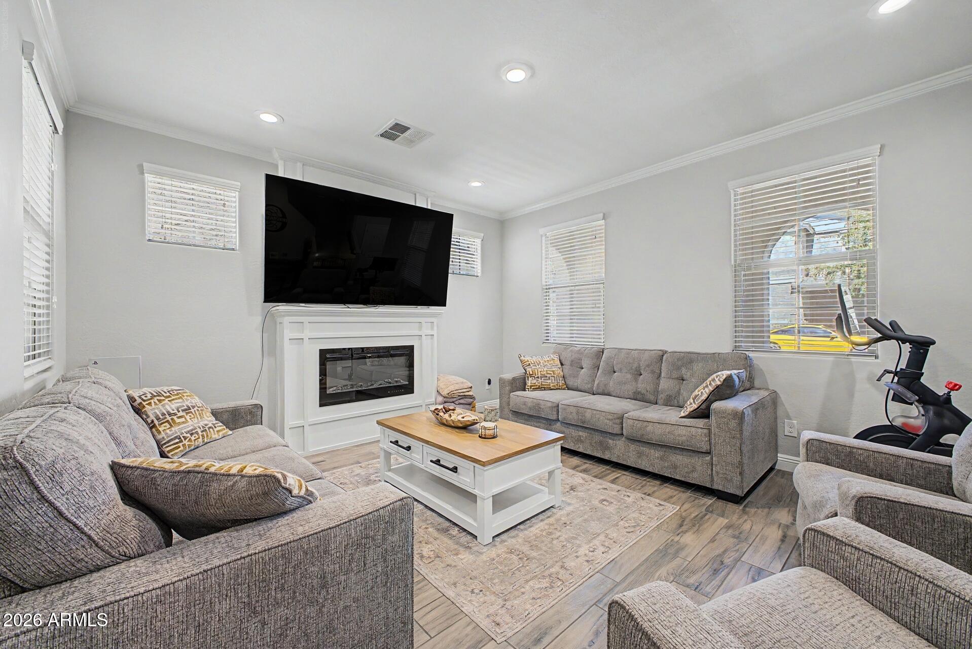 258 N SUNRISE --