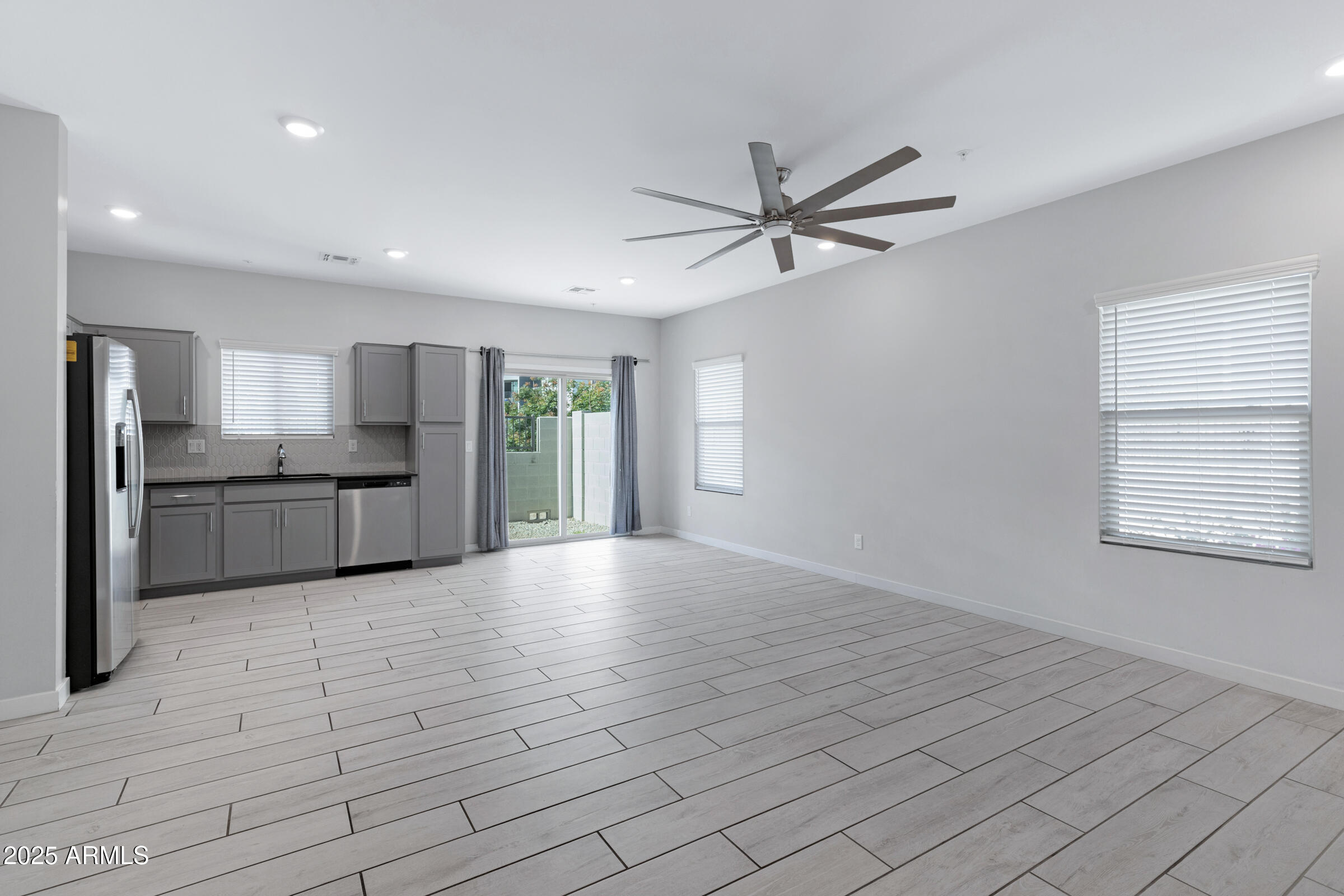 2249 W Griswold Road