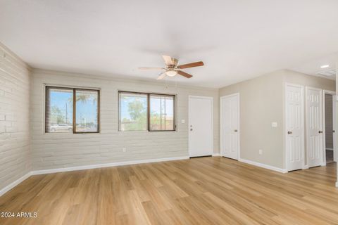 Single Family Residence in Phoenix AZ 11623 21ST Drive 7.jpg