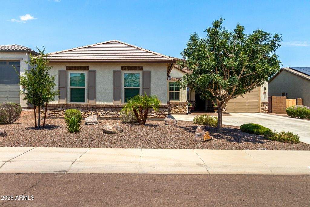 Photo of 17288 W Laurie Lane, Waddell, AZ 85355 (MLS # 6893280)