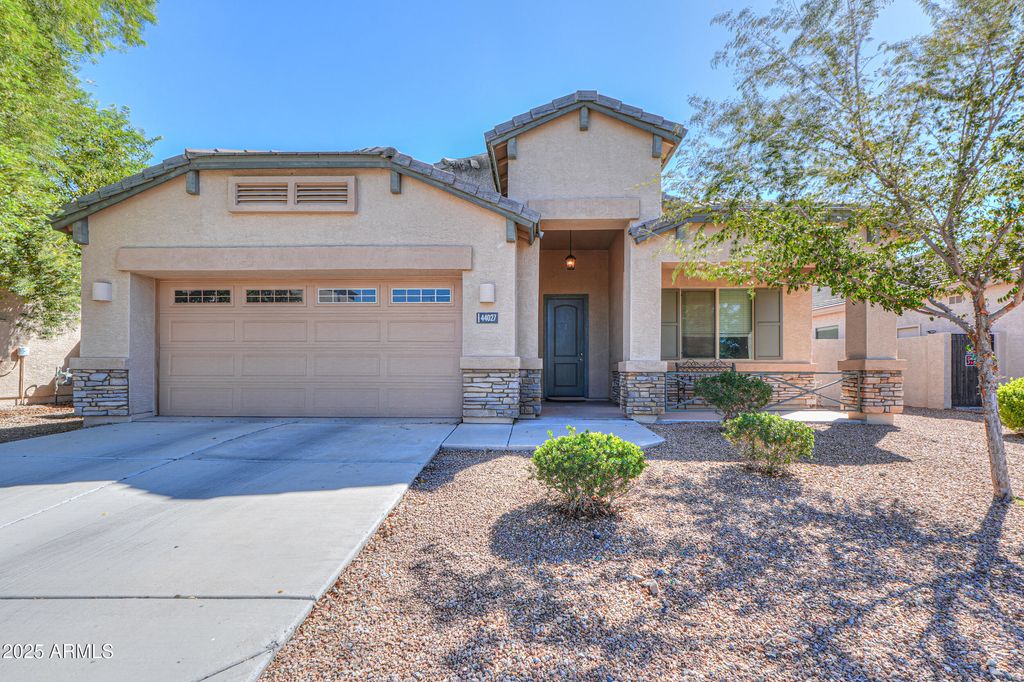 Photo of 44027 W Caven Drive, Maricopa, AZ 85138 (MLS # 6933688)
