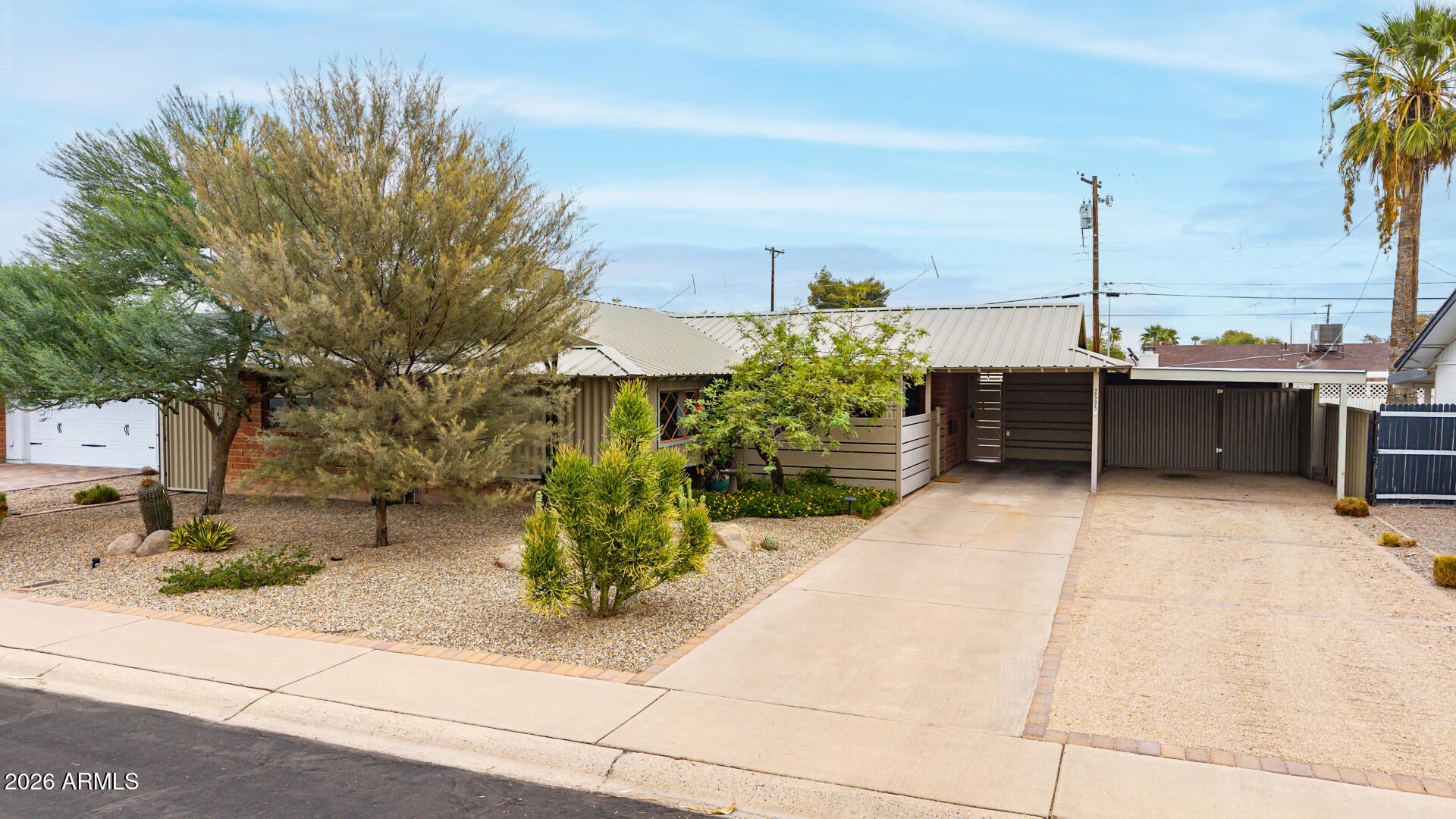2505 N 85TH Place