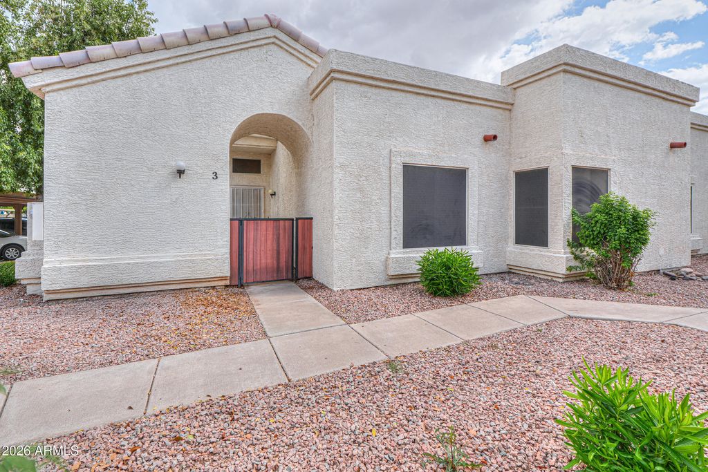 Photo of 2100 W Lemon Tree Place #3, Chandler, AZ 85224 (MLS # 7007797)