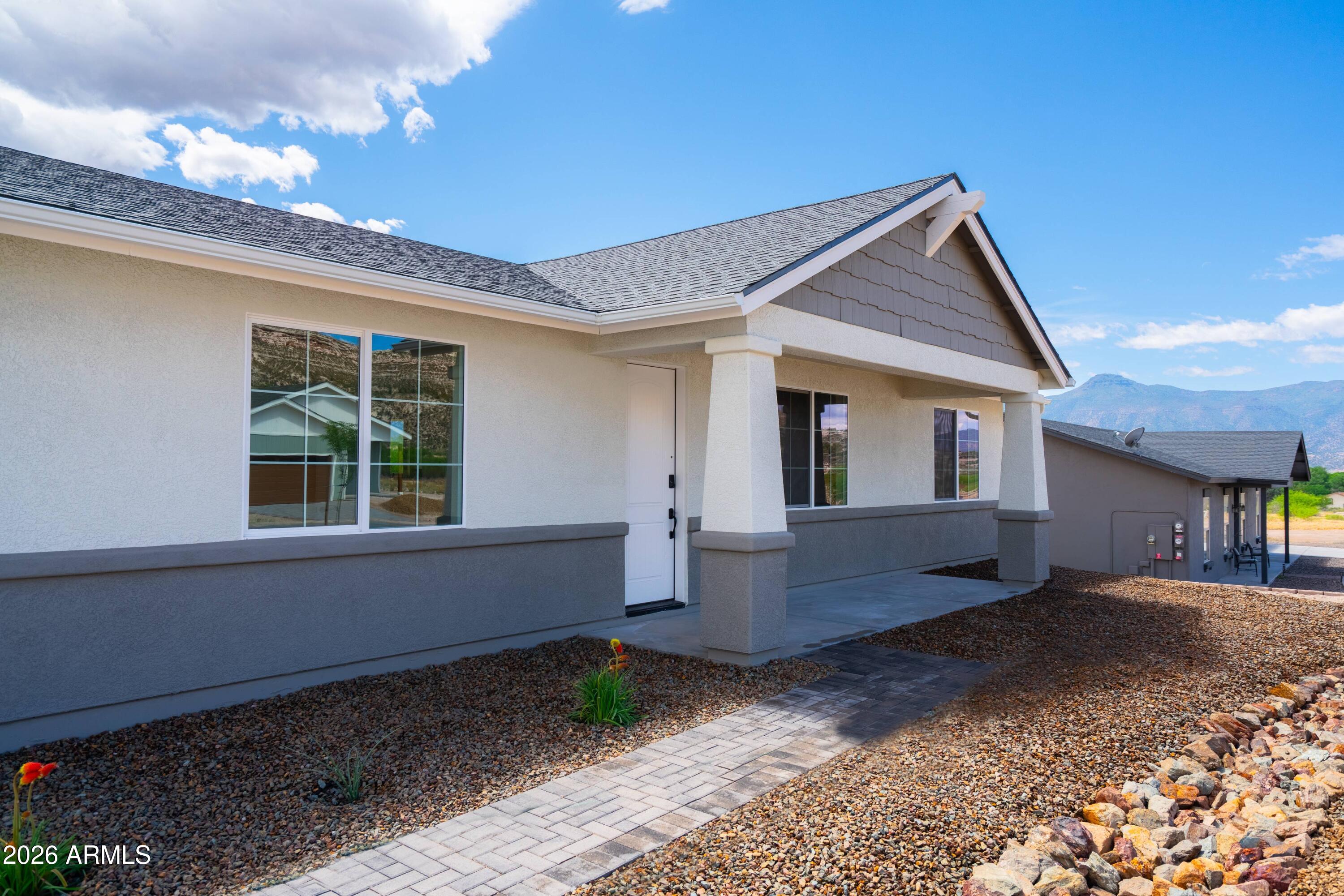 3729 E PRESERVE Drive