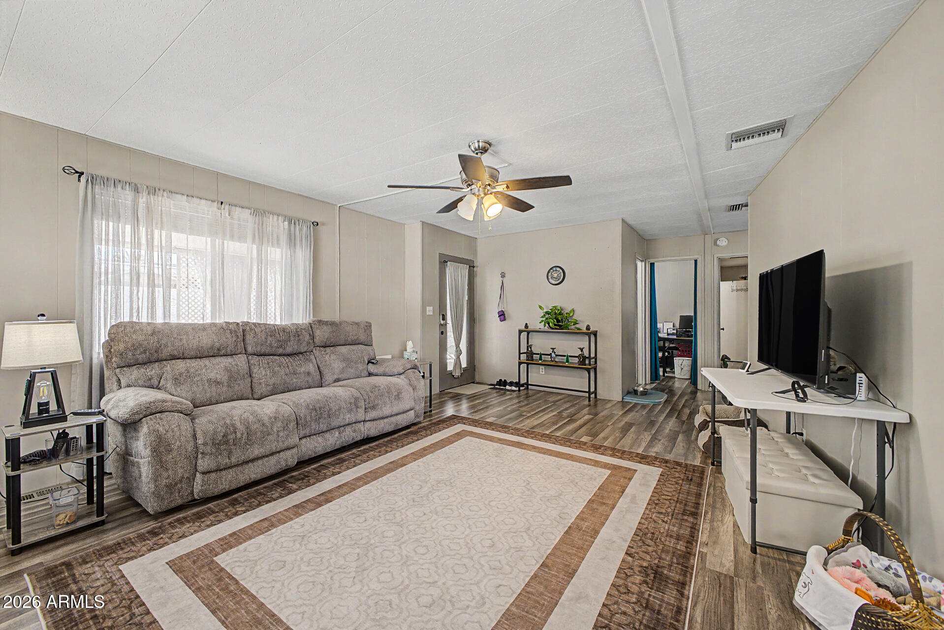 201 S Greenfield Road 60