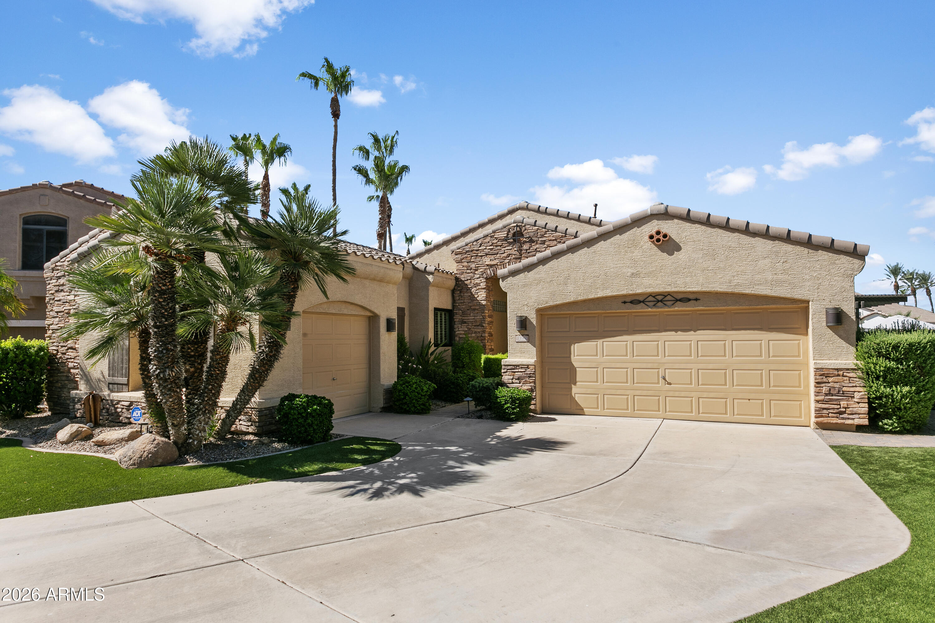 3340 S CAMELLIA Place