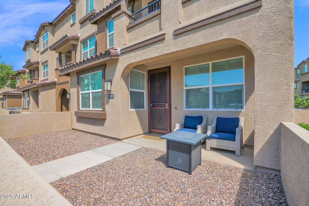 Photo of 1255 N Arizona Avenue #1289, Chandler, AZ 85225 (MLS # 6915239)