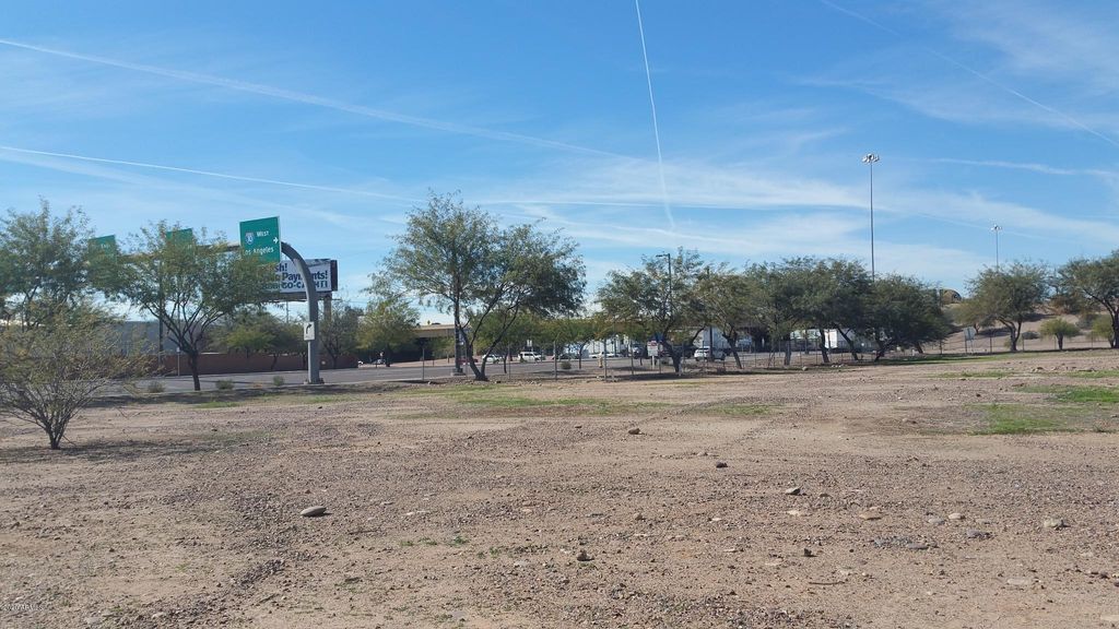 Photo of 2130 E Washington Street #'-', Phoenix, AZ 85034 (MLS # 7046907)