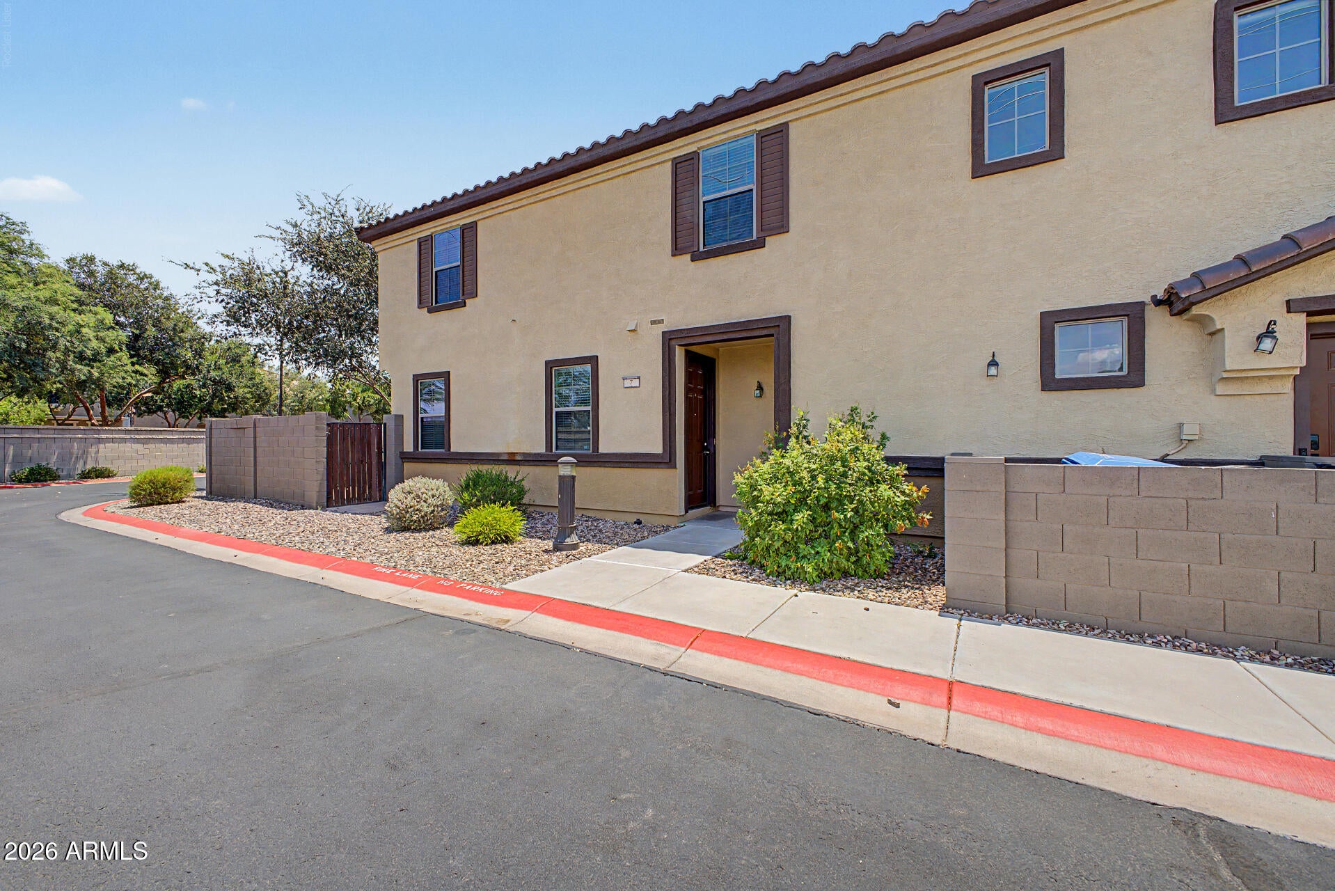 1250 S Rialto -- 7