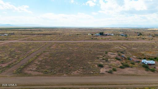 XXXX E VIA OCOTILLO -- 688