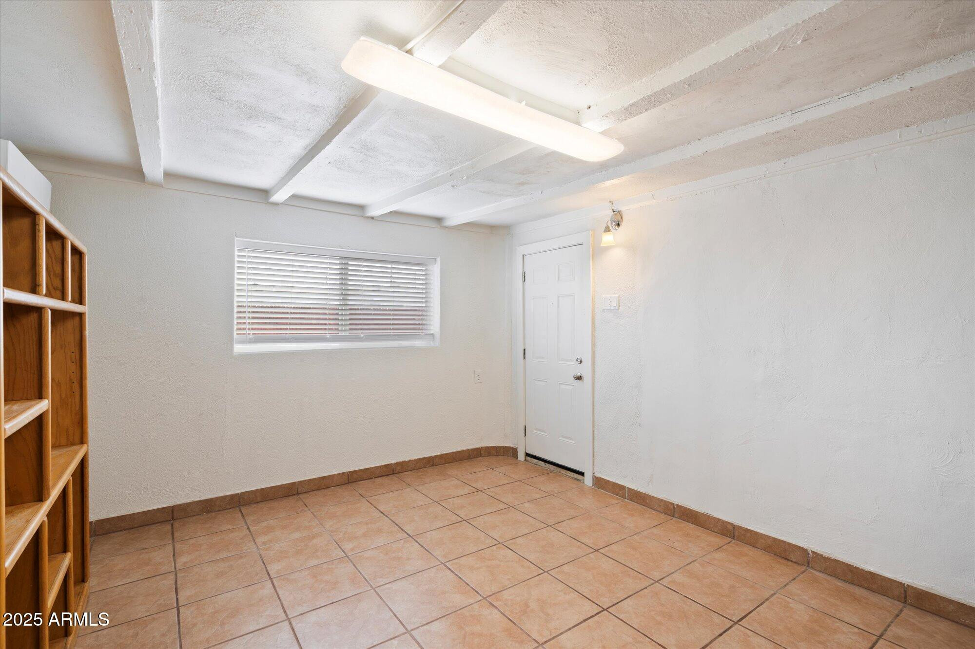 703 W 1st Place Apt 2