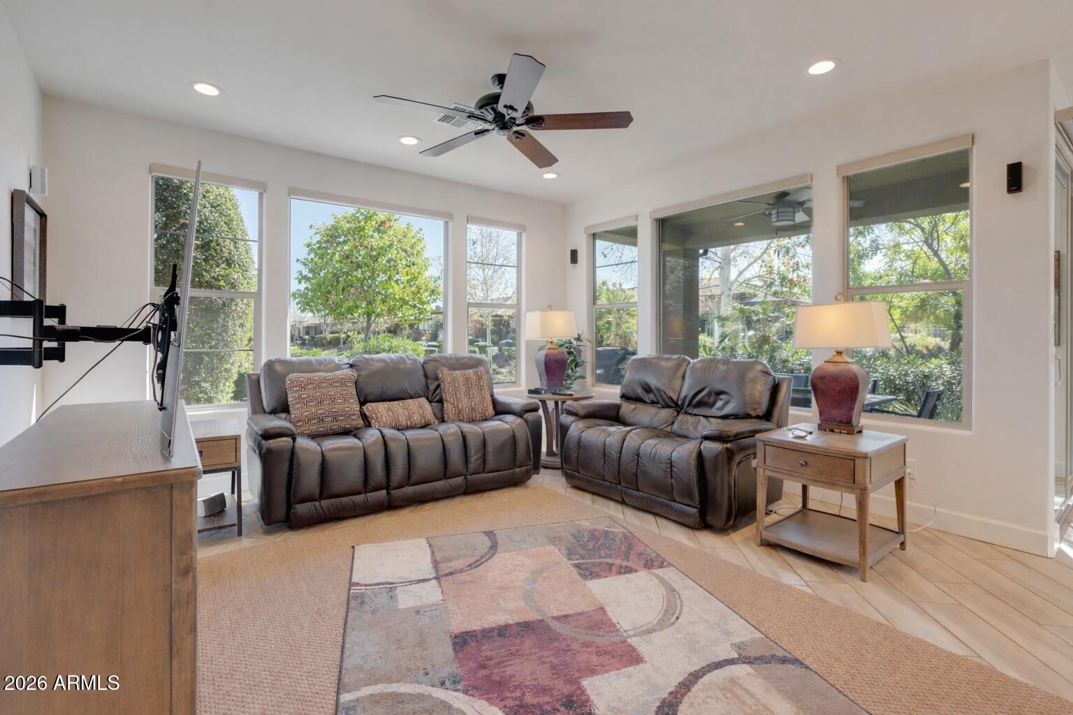 36087 N DESERT TEA Drive