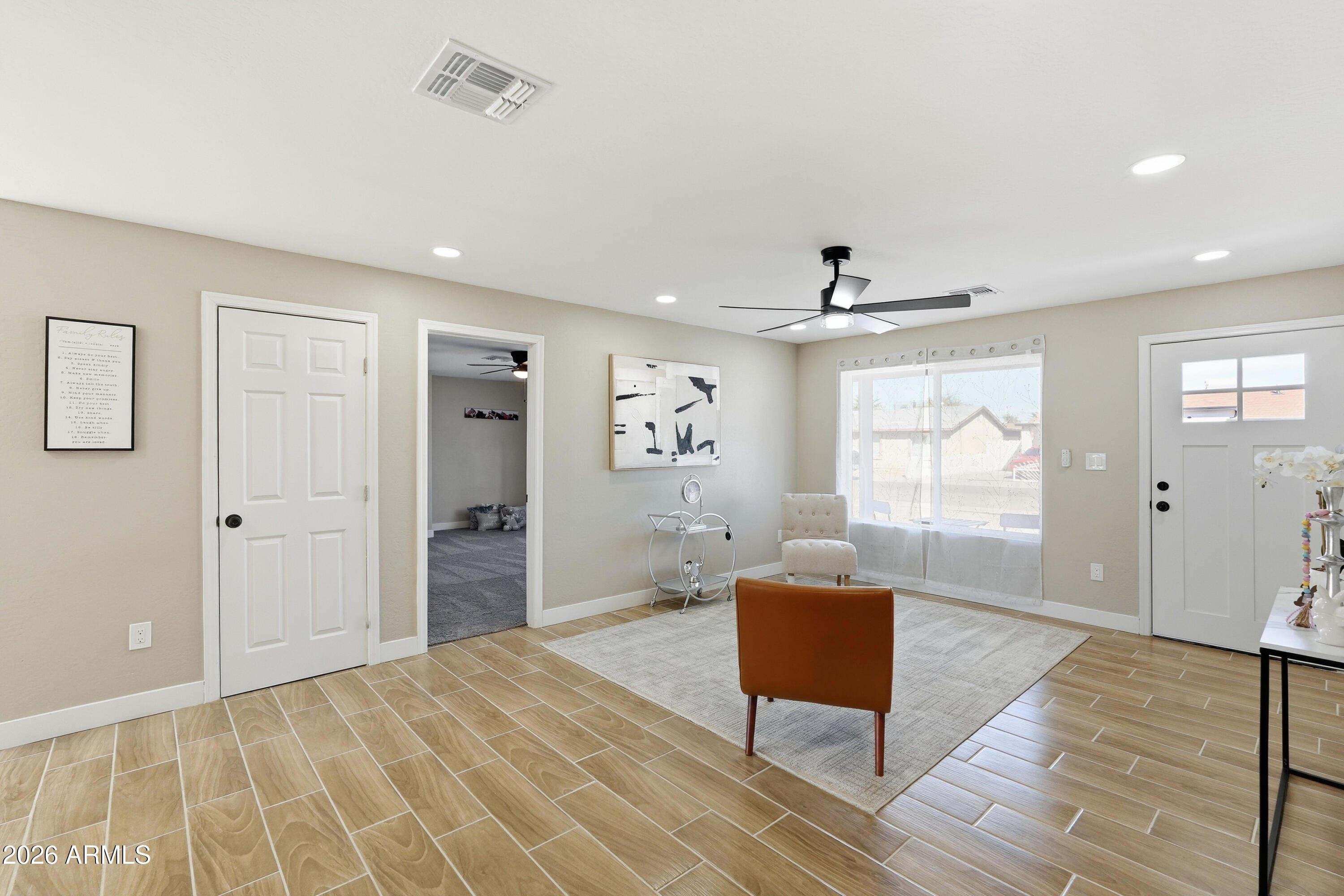 4929 W BERKELEY Road