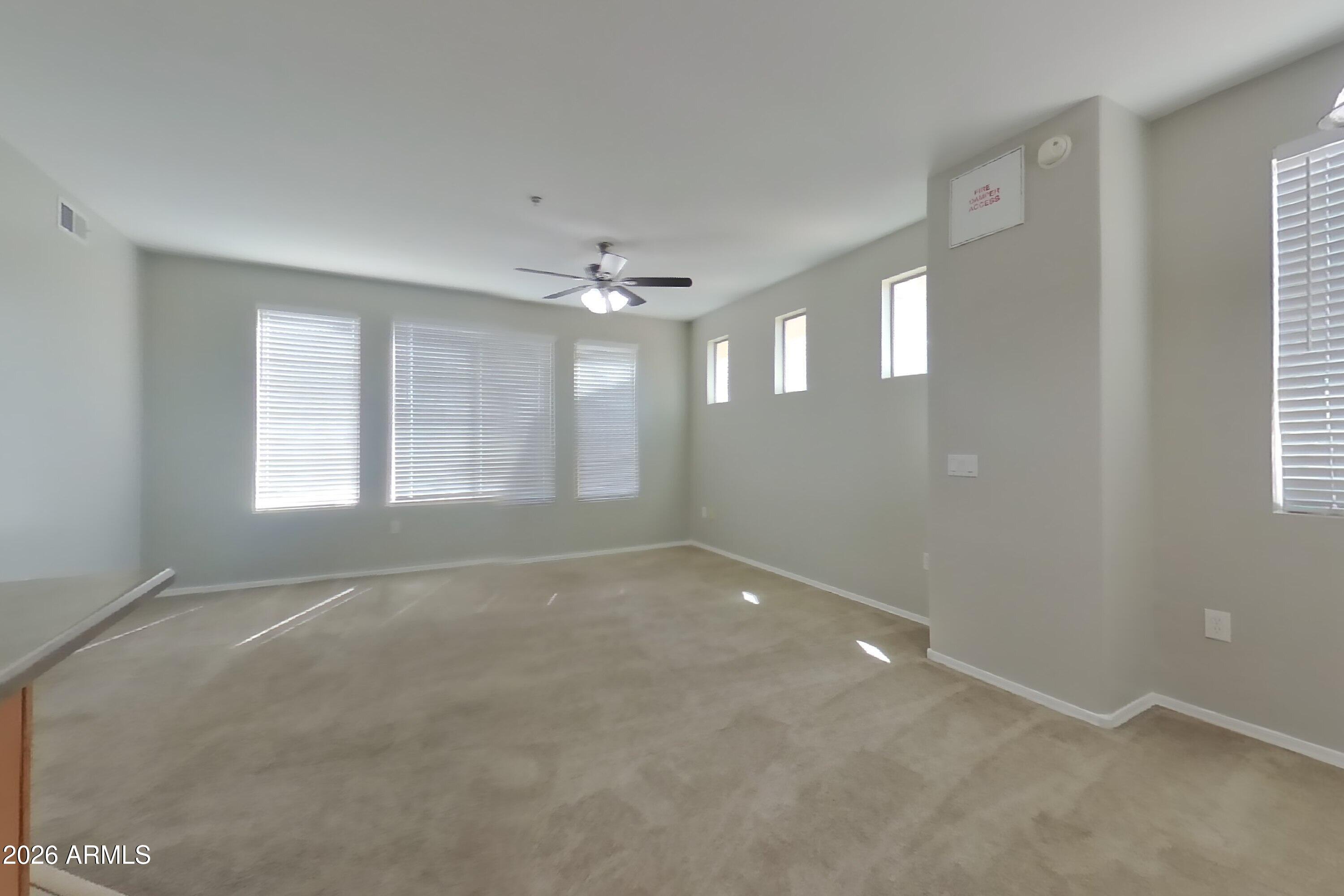 3250 W GREENWAY Road 109