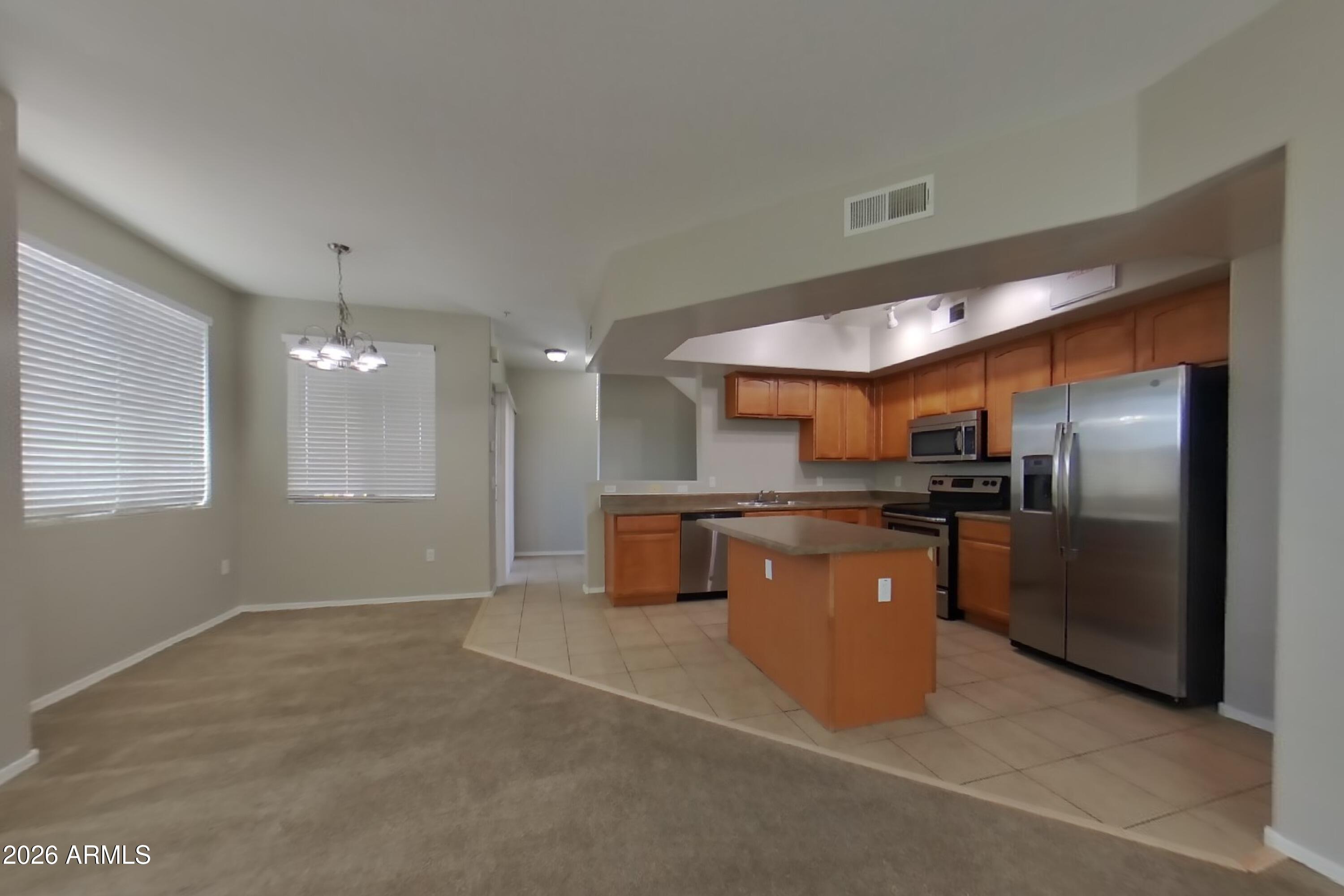 3250 W GREENWAY Road 109