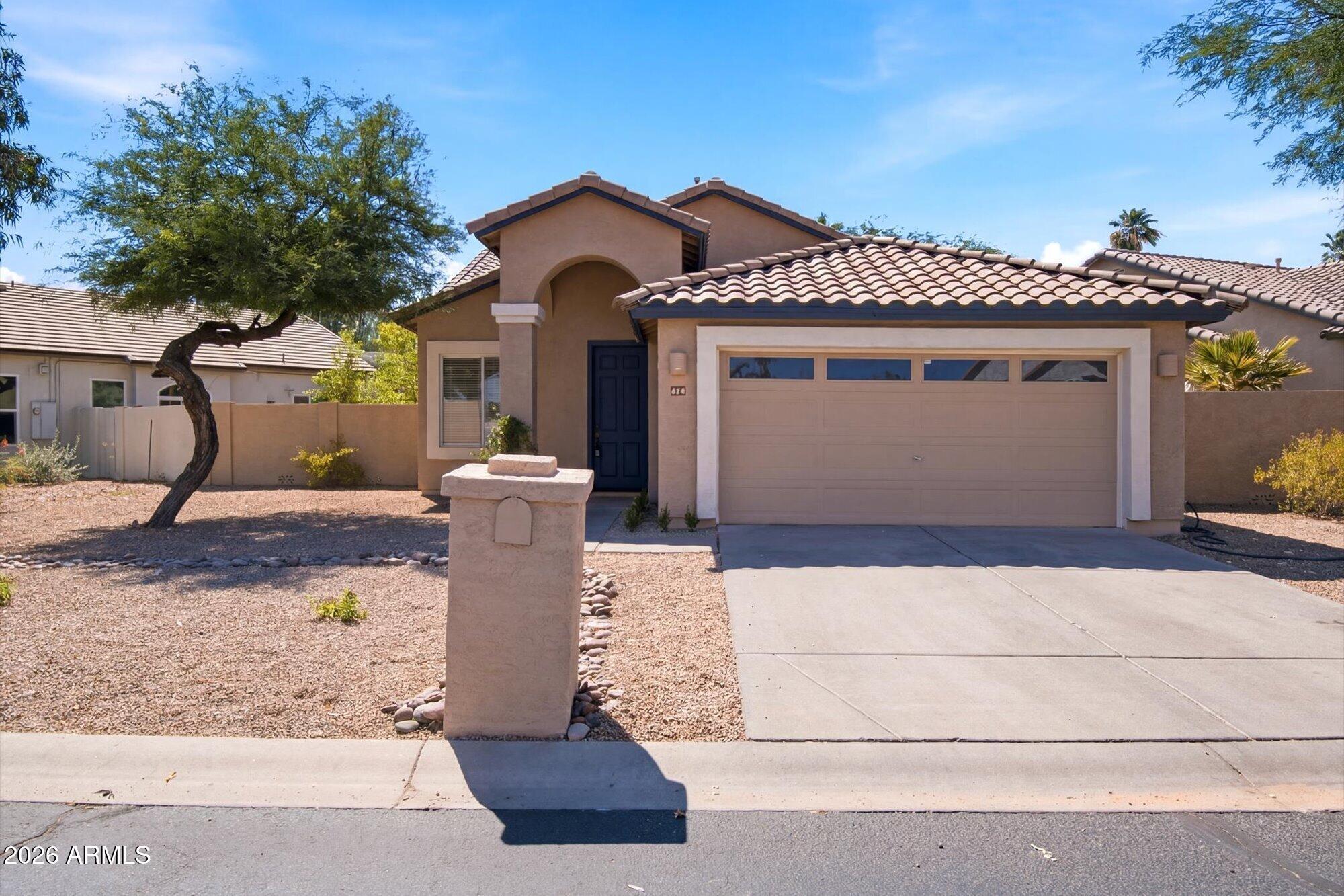 430 W Half Moon Way