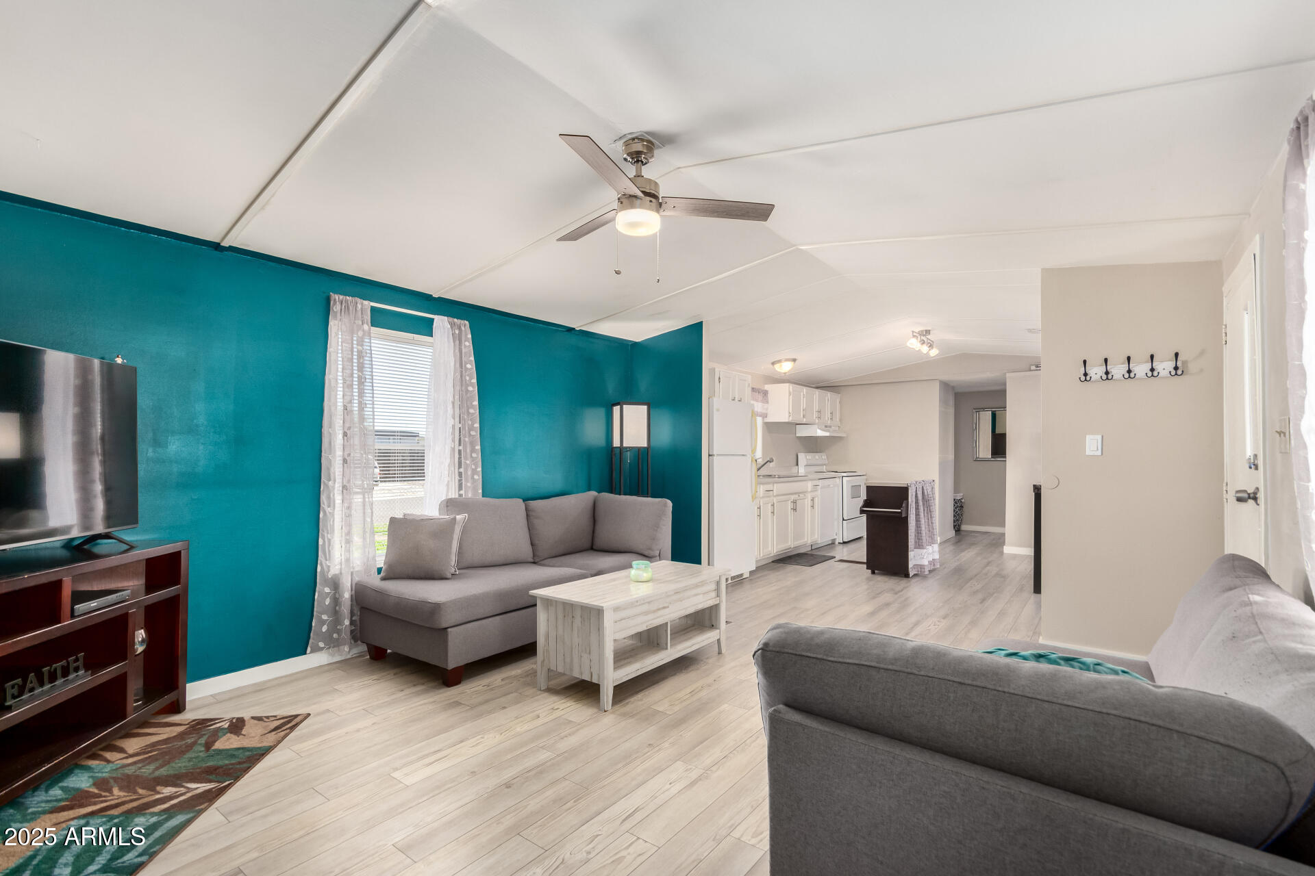 7918 E JEROME Avenue