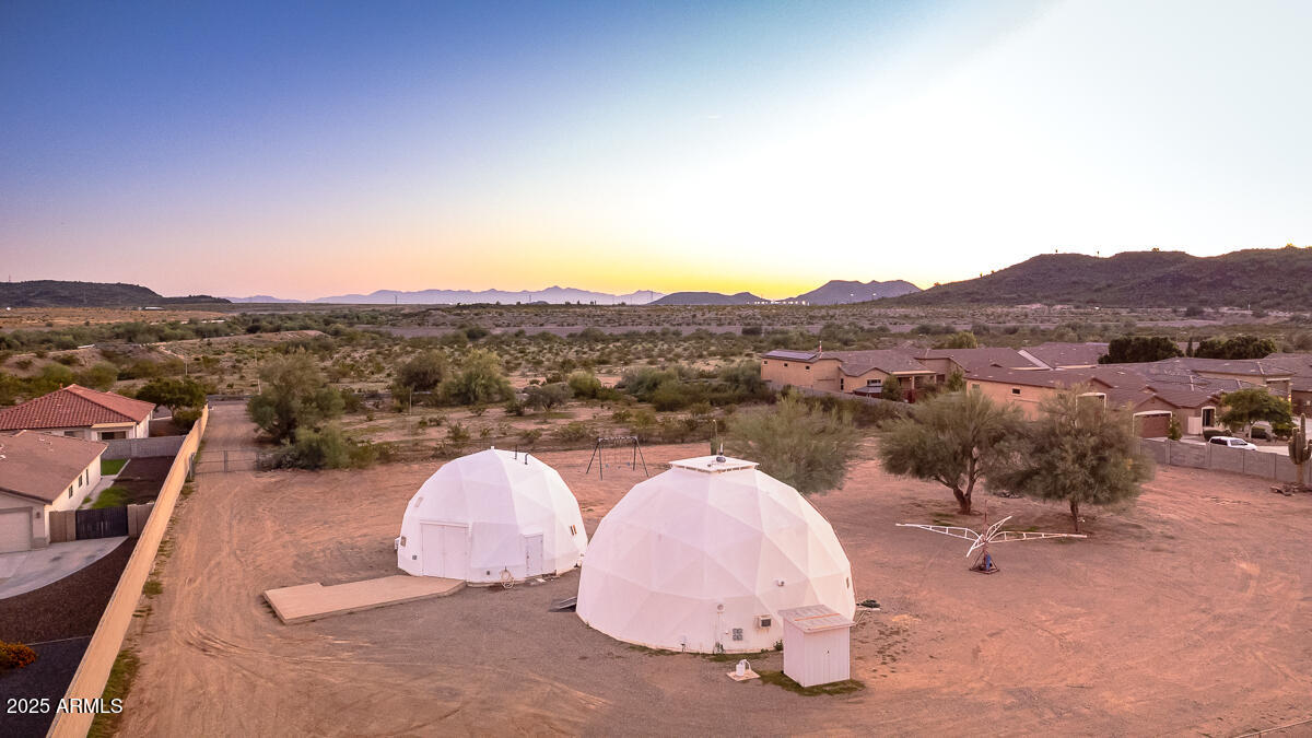 3115 W CAVEDALE Drive